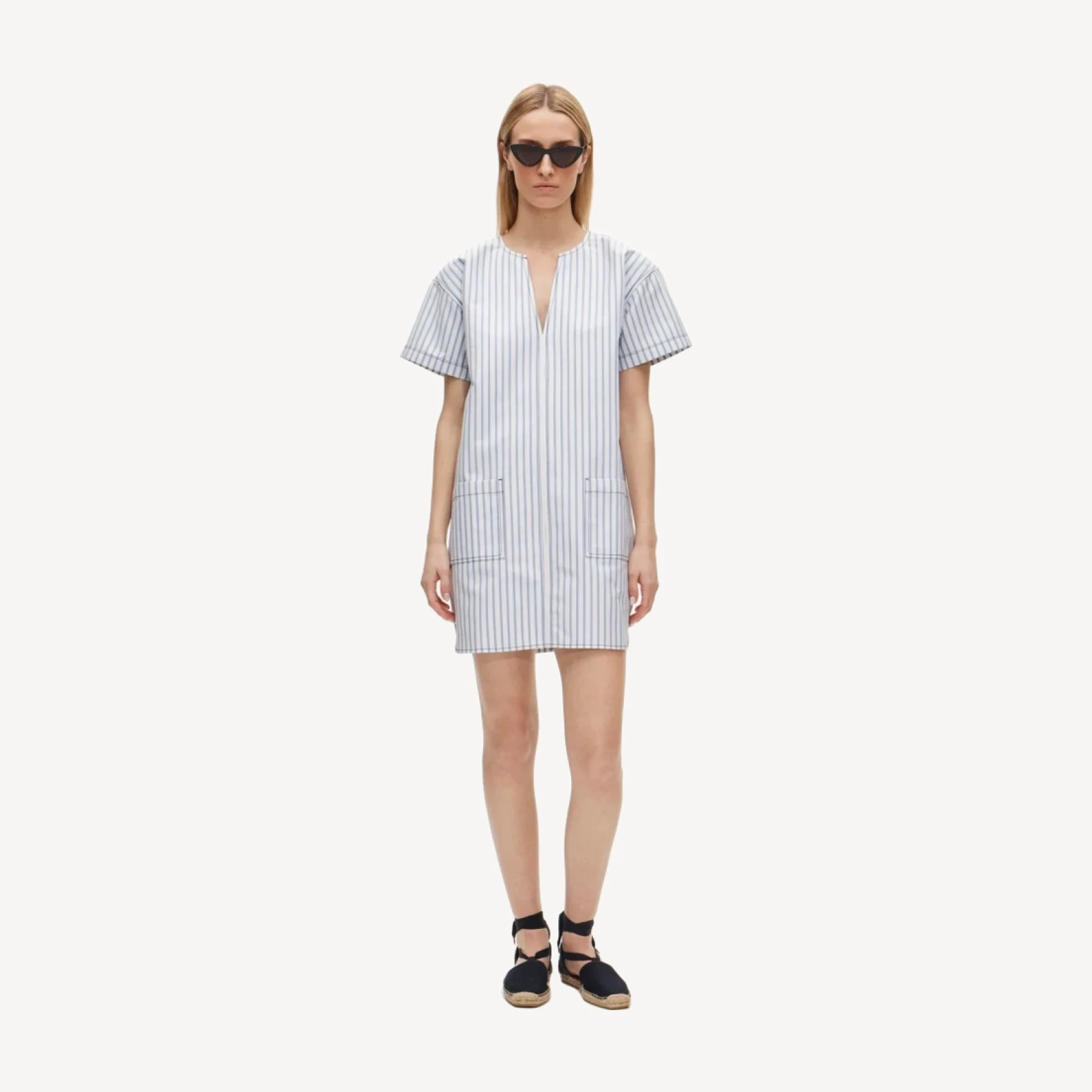 Patch-pocket pullover dress in striped structured cotton poplin