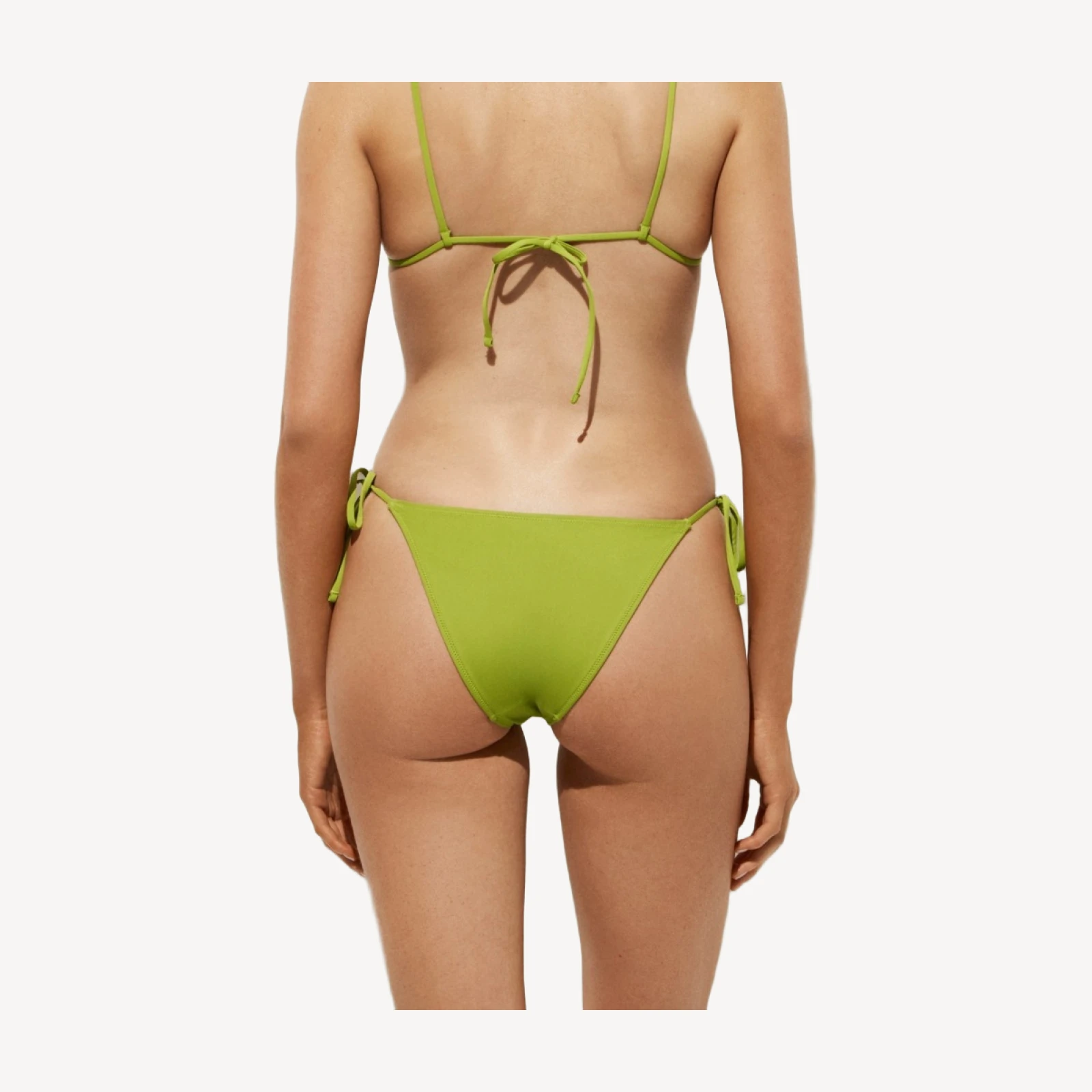 Cheeky string bikini bottom