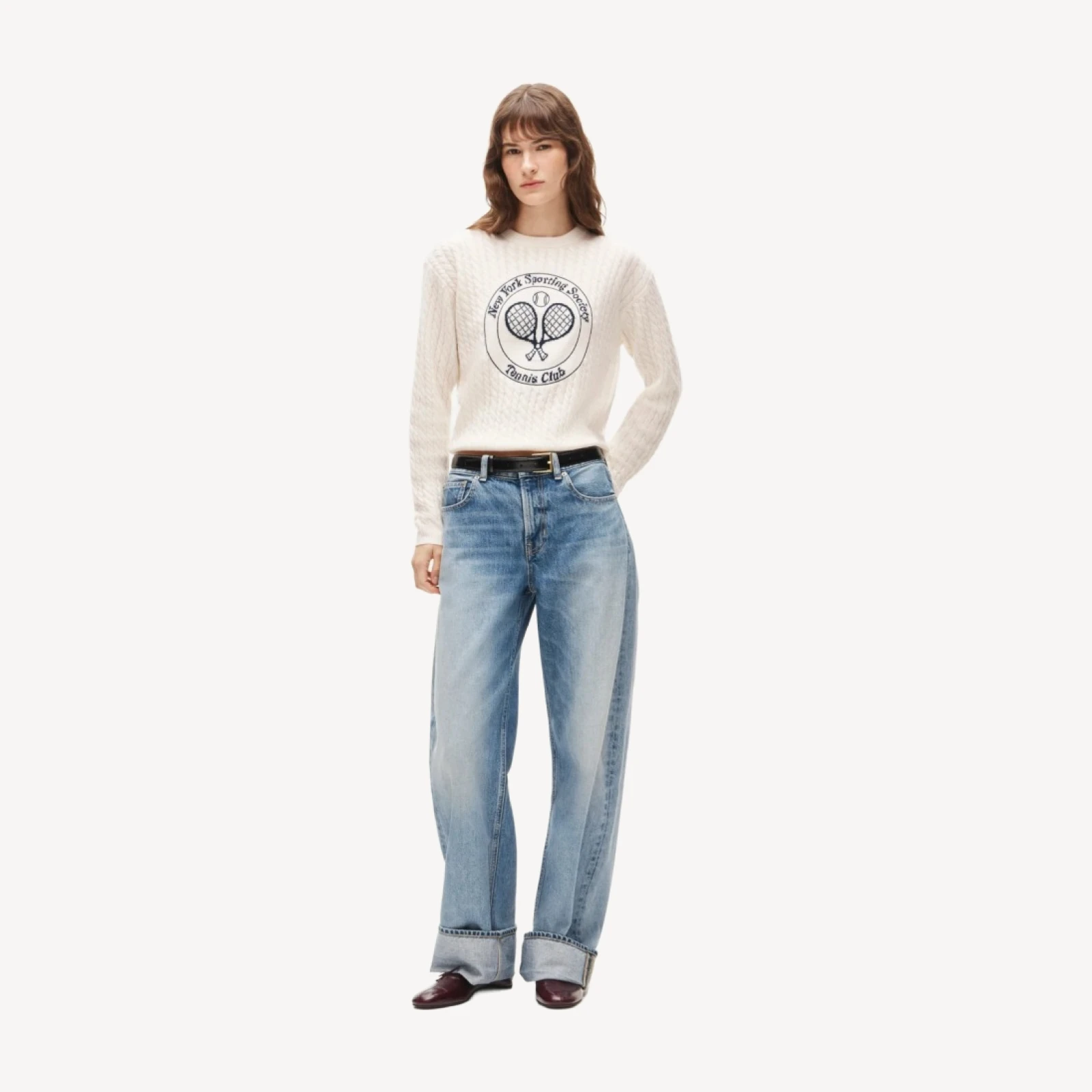 Perfect cashmere cable-knit crewneck with "Tennis Club" intarsia
