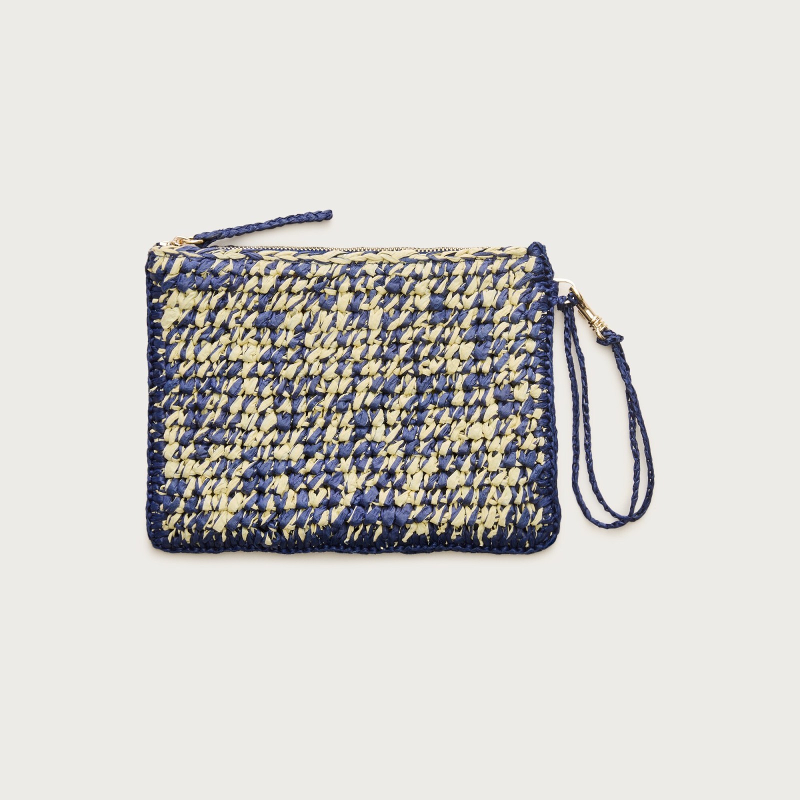 Marled straw pouch