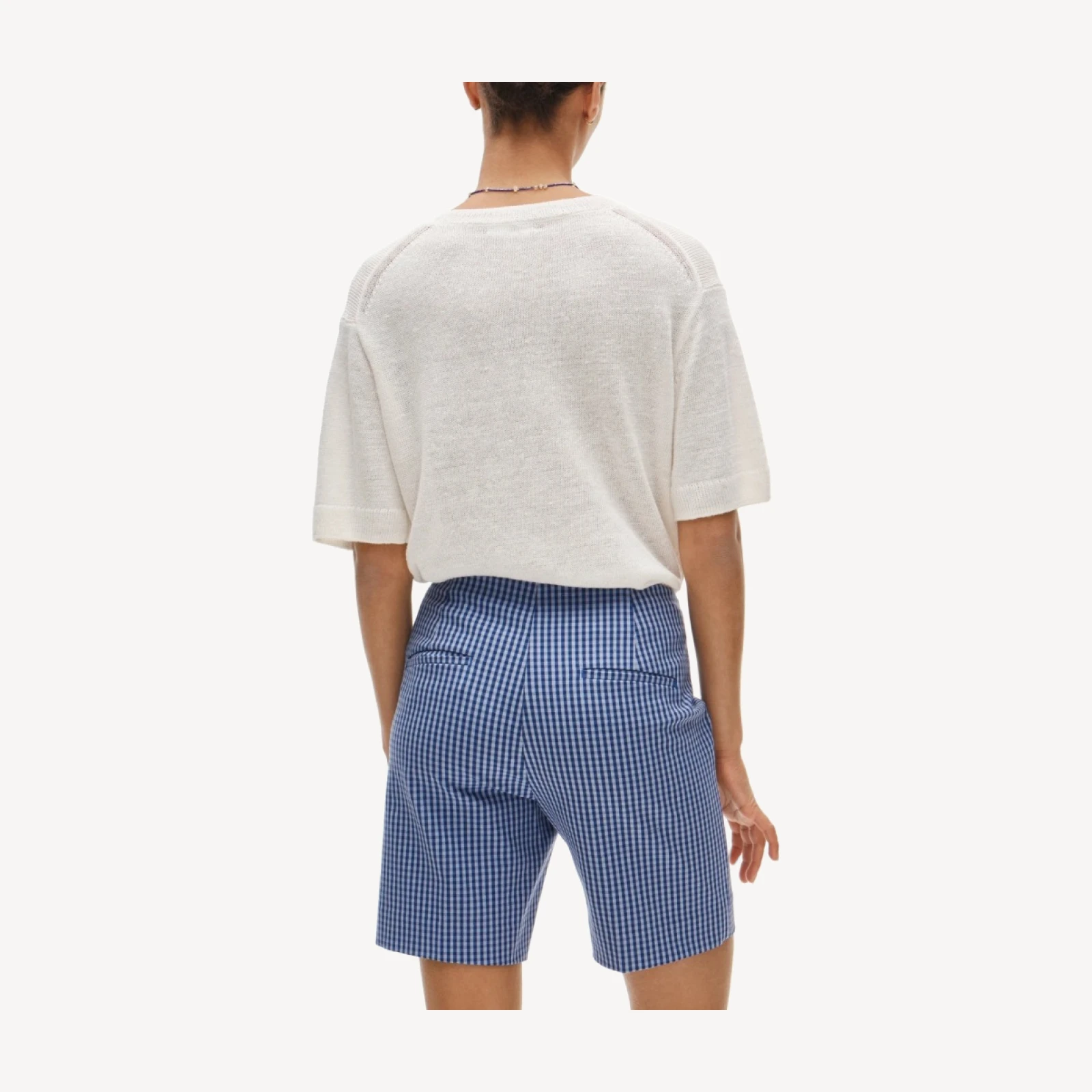 Bermuda short in bi-stretch cotton blend