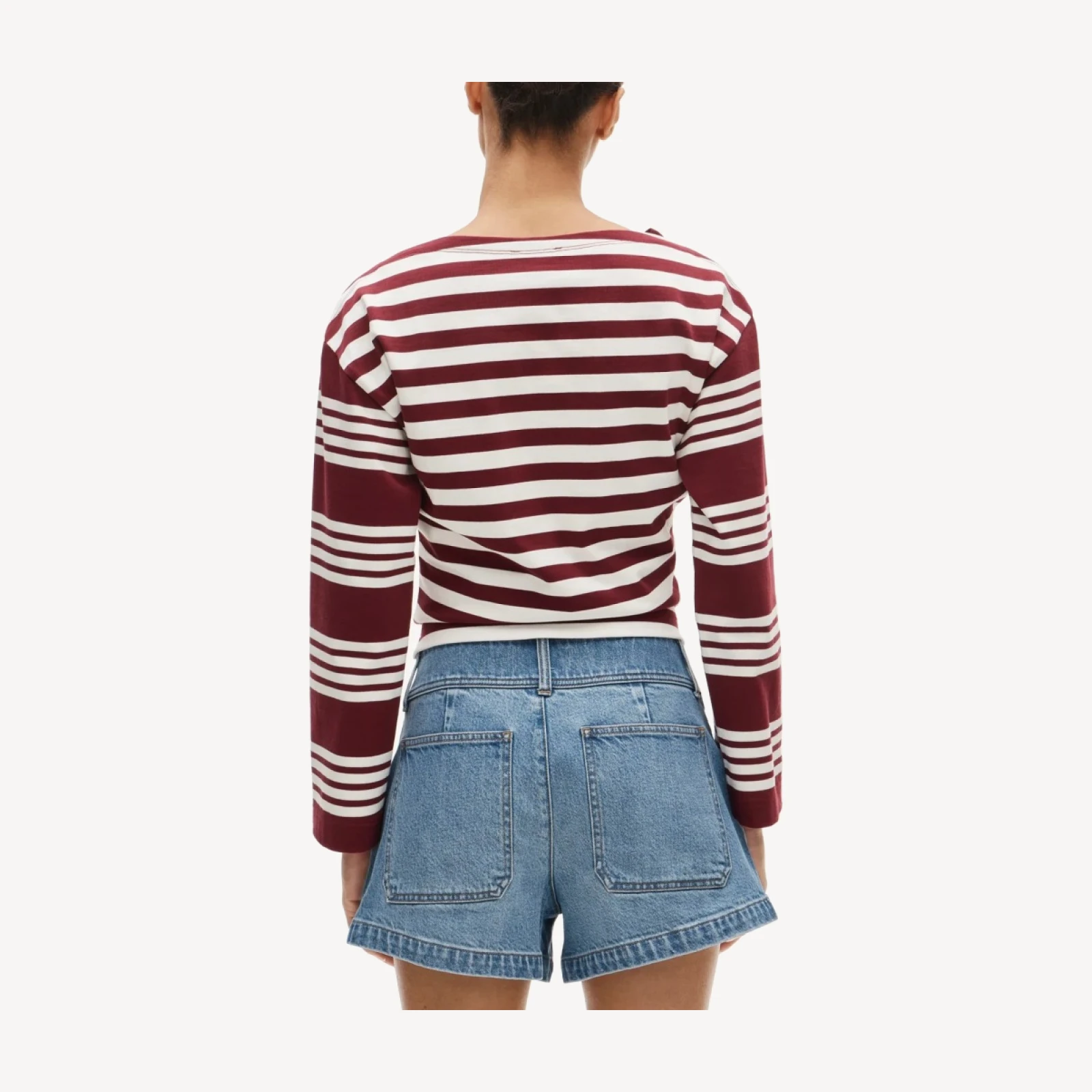 Denim short with stacked buttons