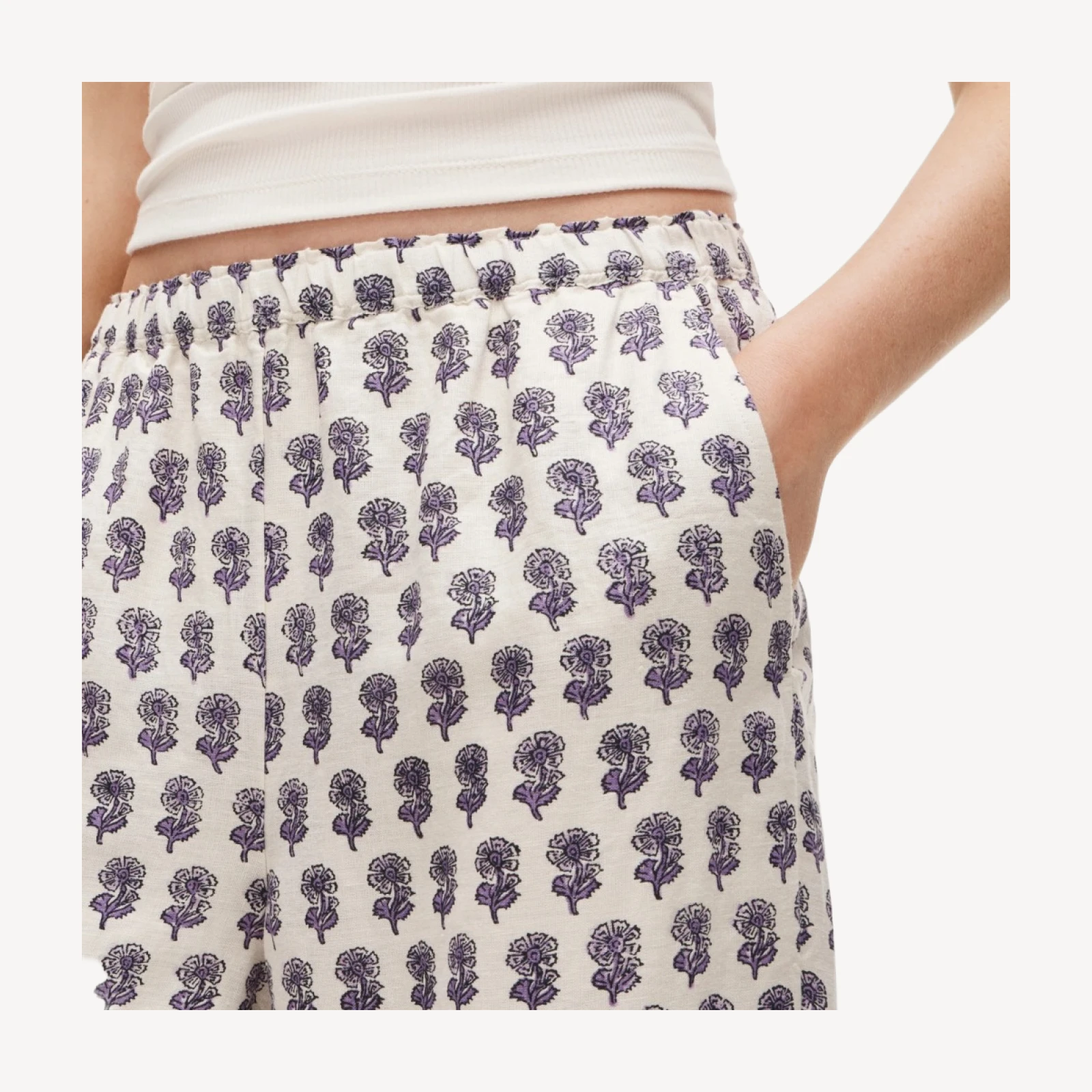 Wide-leg linen pant in lilac block print
