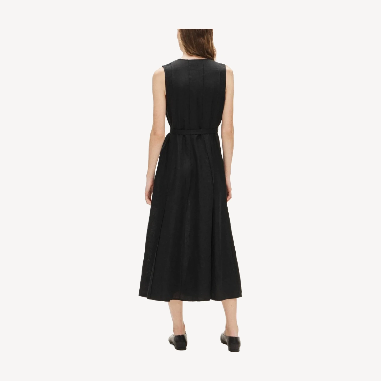Seamed linen dress with removable belt