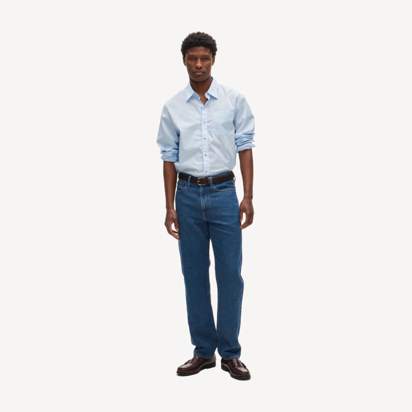 Classic Straight summerweight jean in cotton-linen blend
