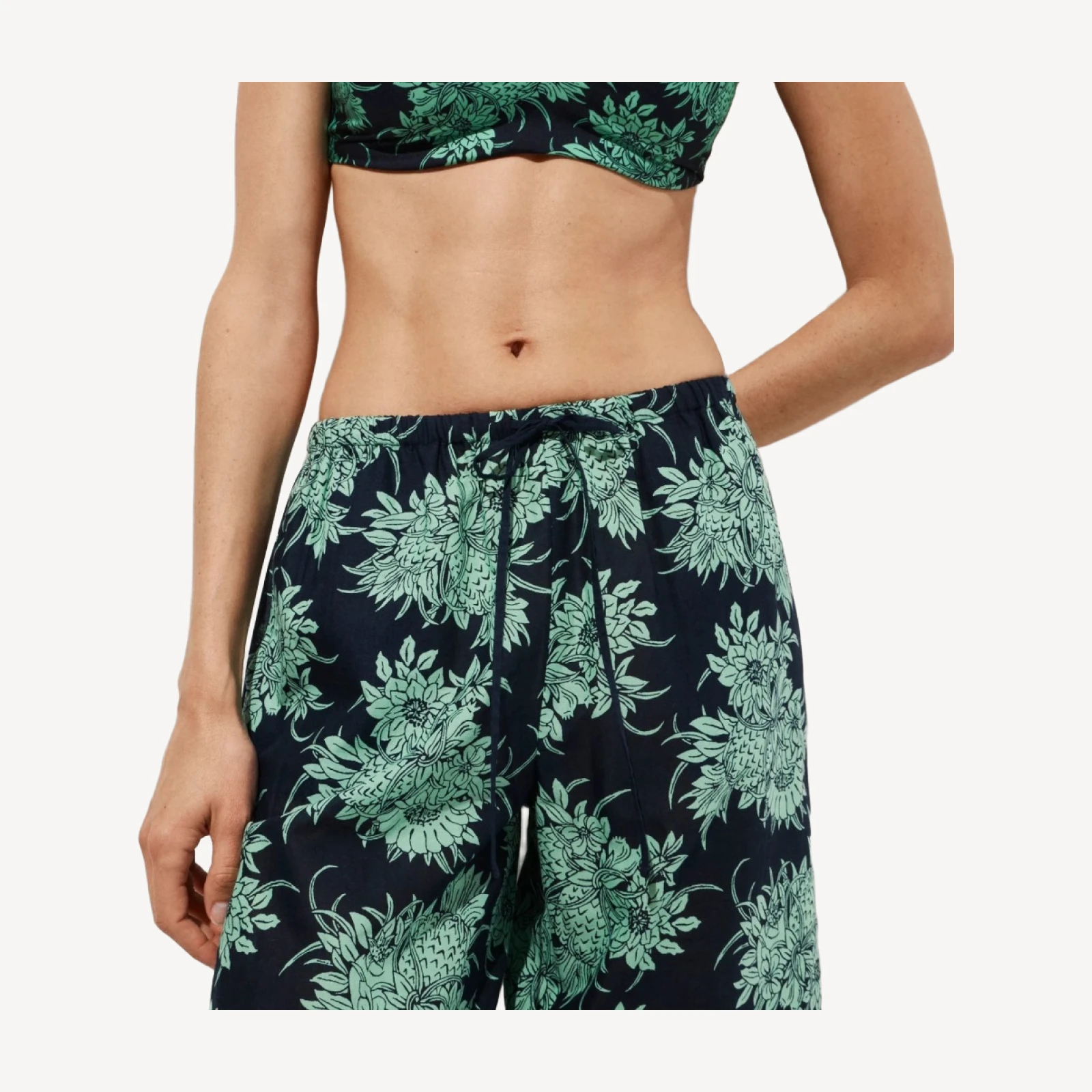 Beach pant in pineapple print