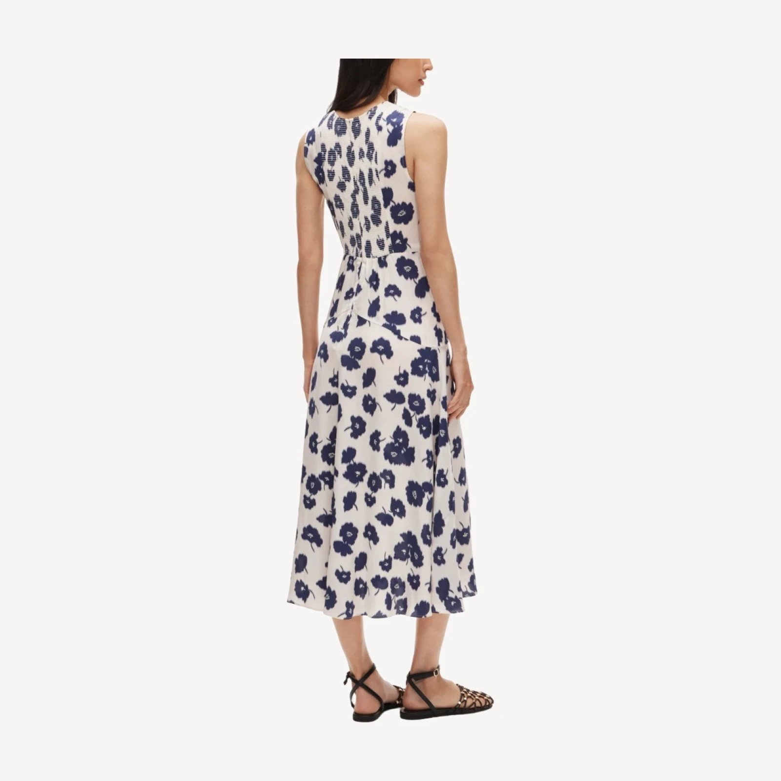 Veranda dress in blurred floral