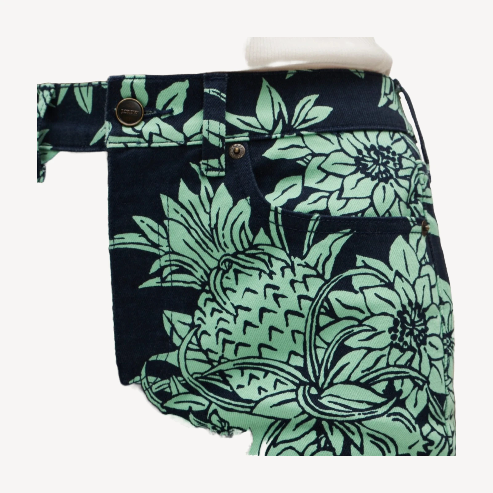 Charley kickout cropped jean in pineapple garden print