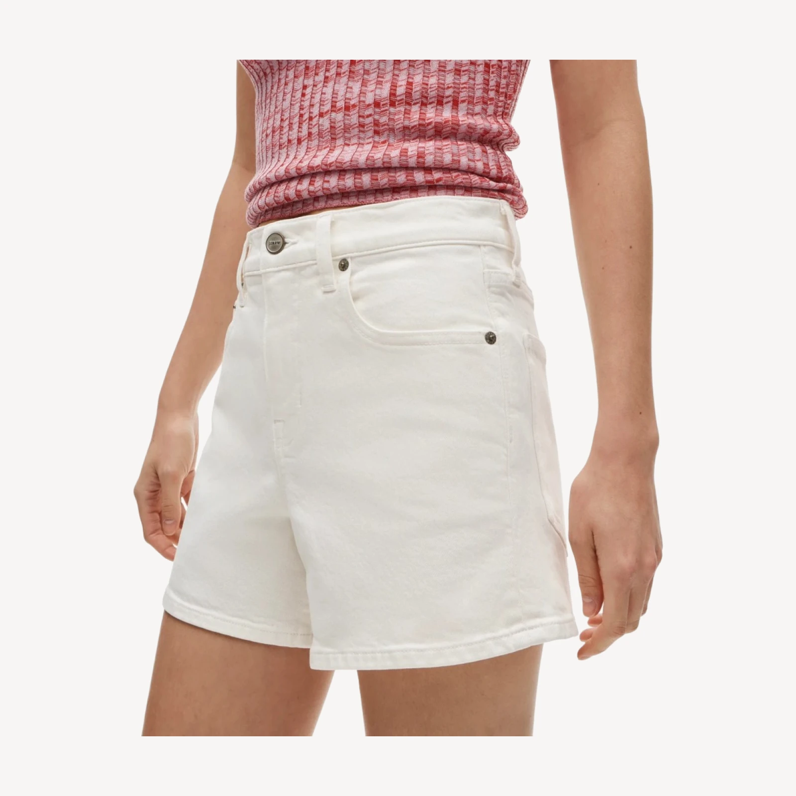 High-rise denim short