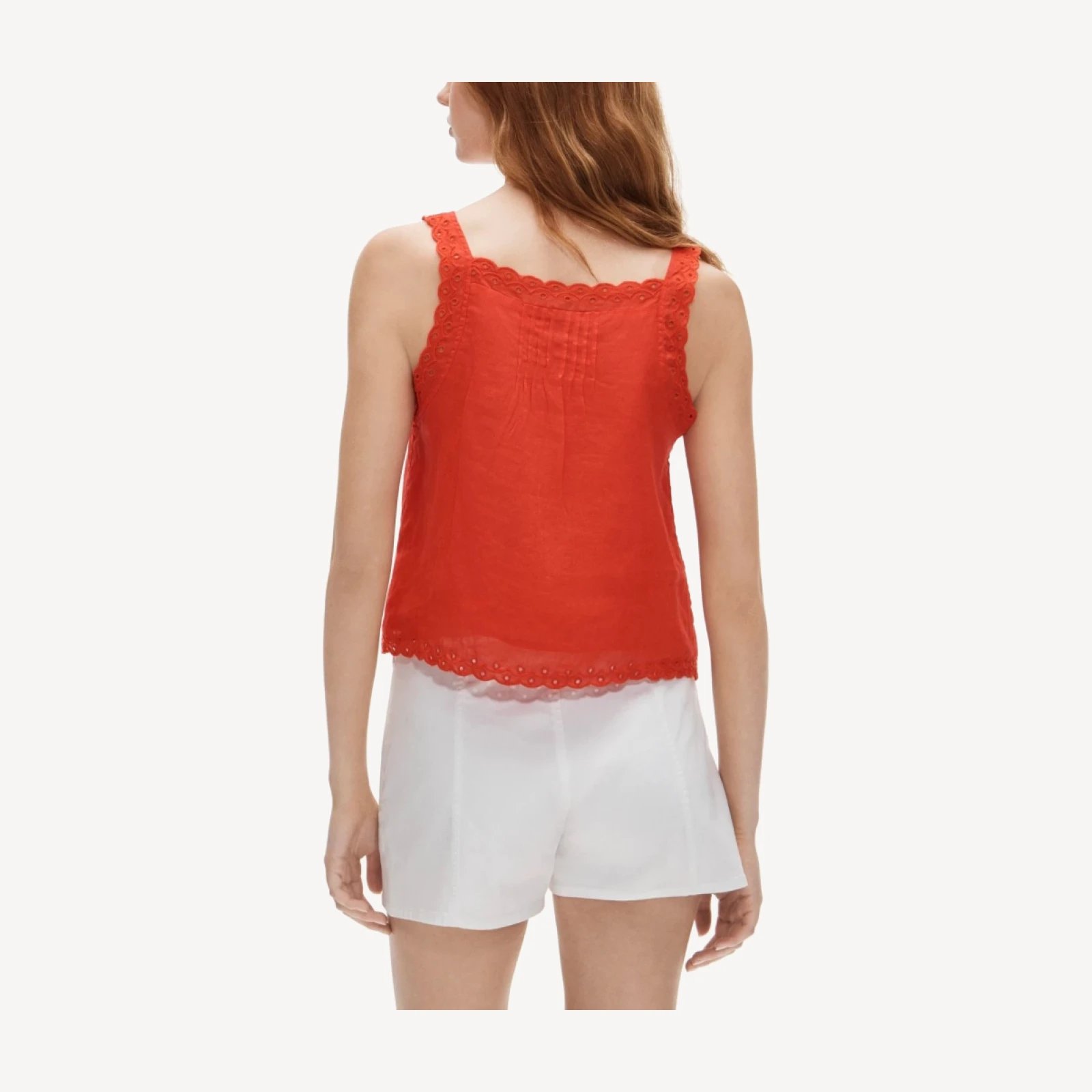 Scallop-trim tank top in ramie