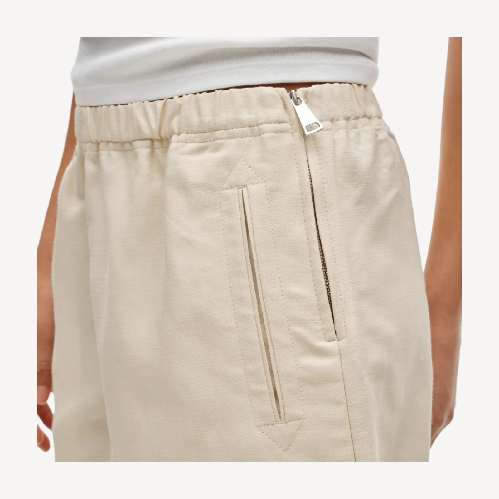 6" short in Gramercy linen blend