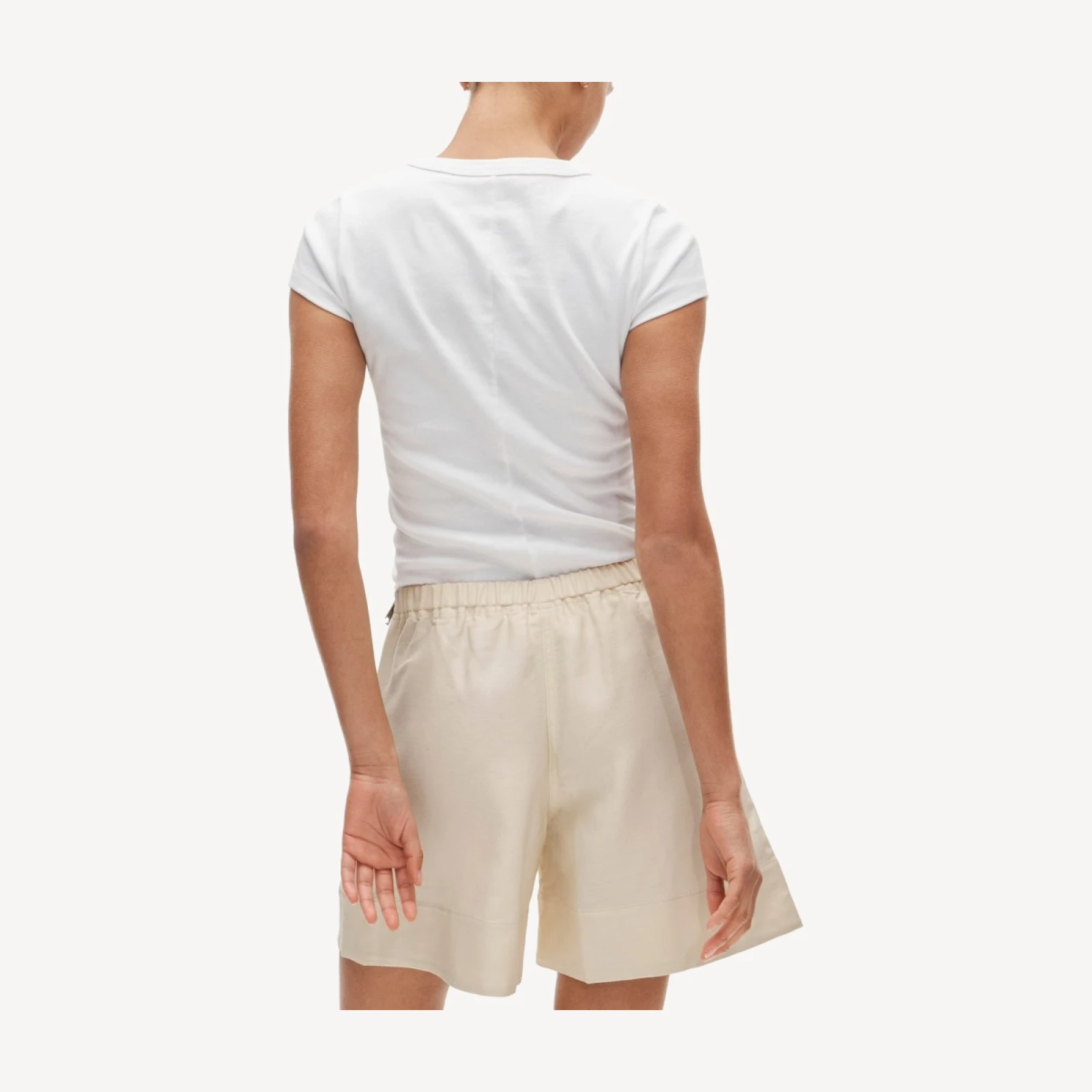 6" short in Gramercy linen blend