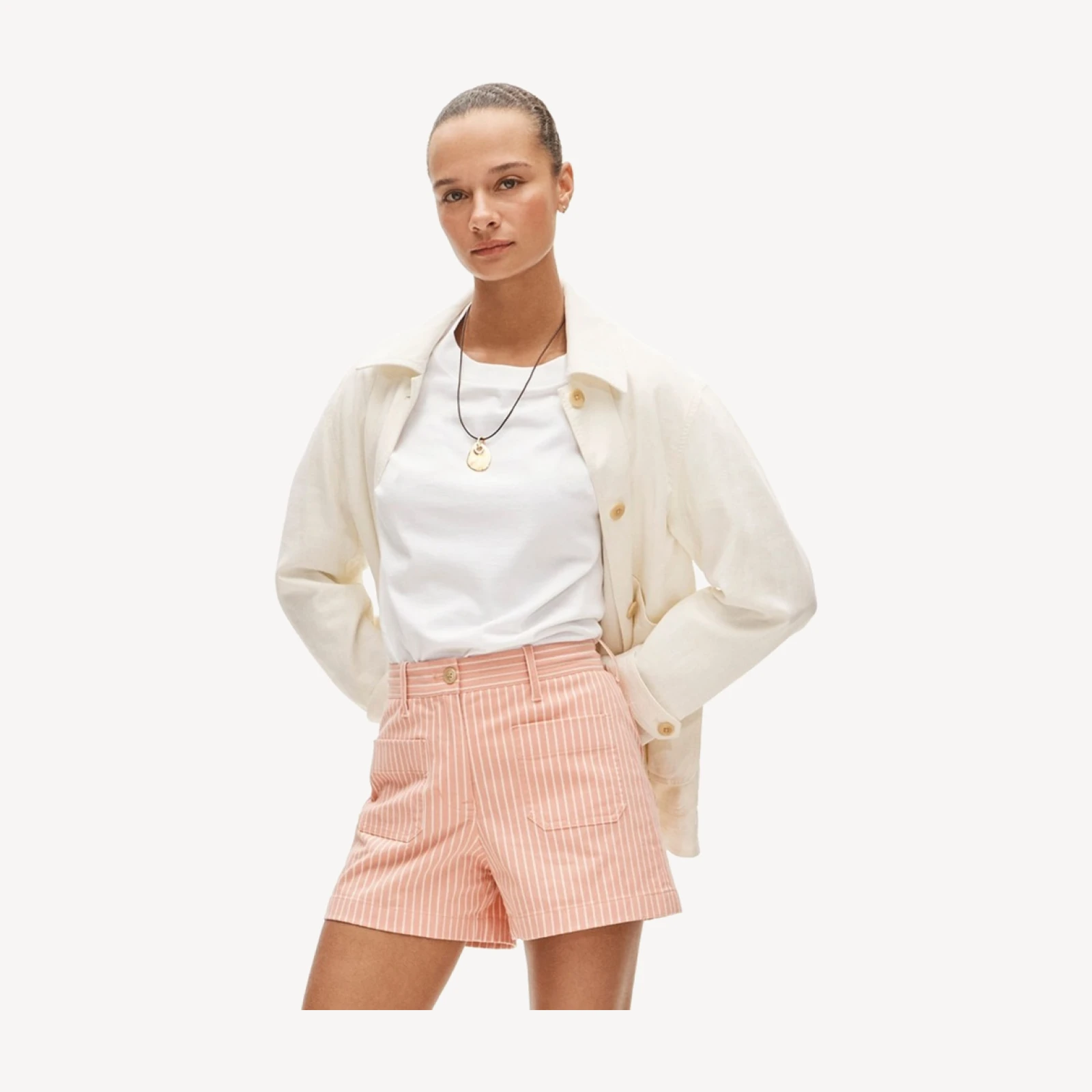 Patch-pocket chino short in stripe