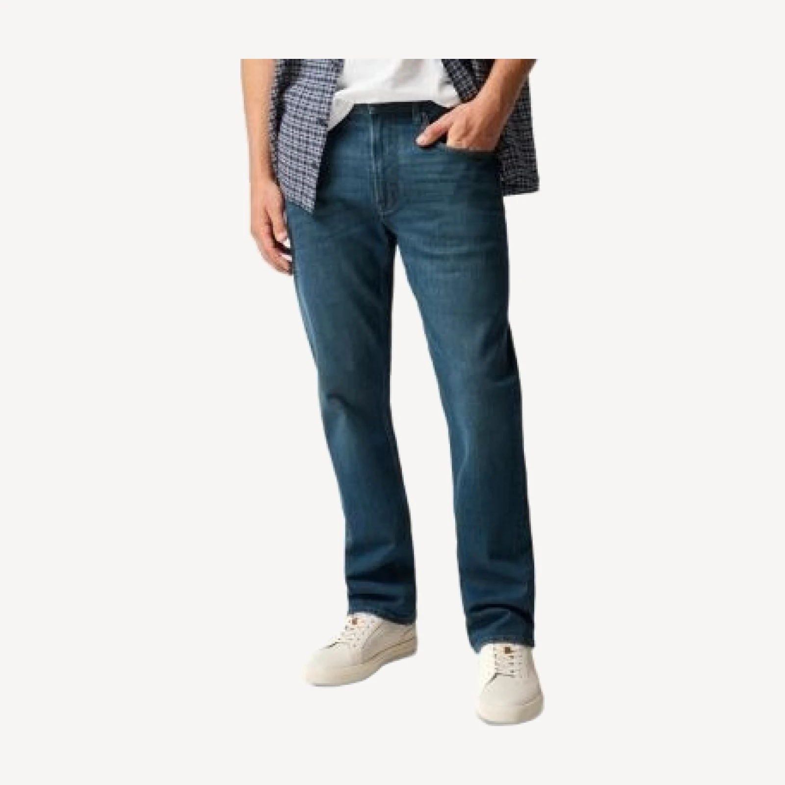 Rodd & Gunn Kurow Relaxed Fit Jeans in Mid Blue