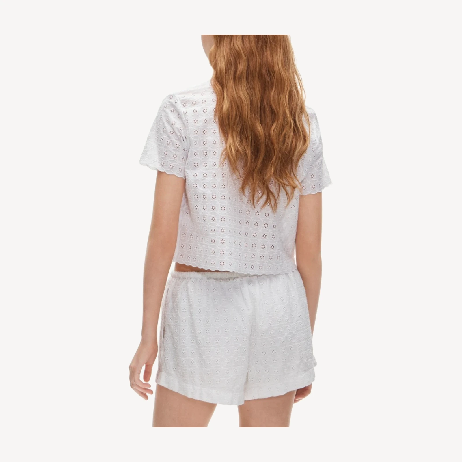 Cruise eyelet short in cotton poplin