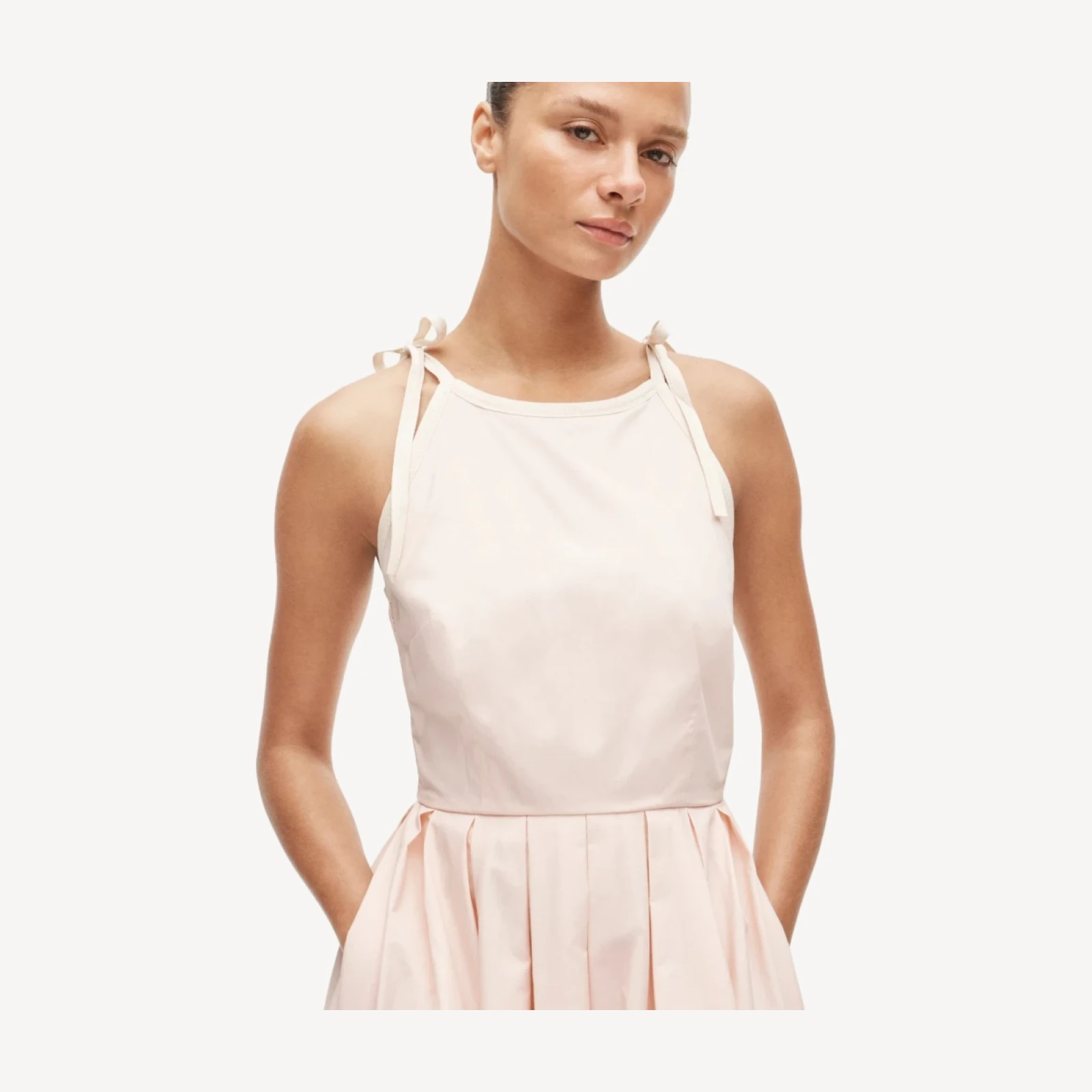 Pleated dress in cotton poplin with ties