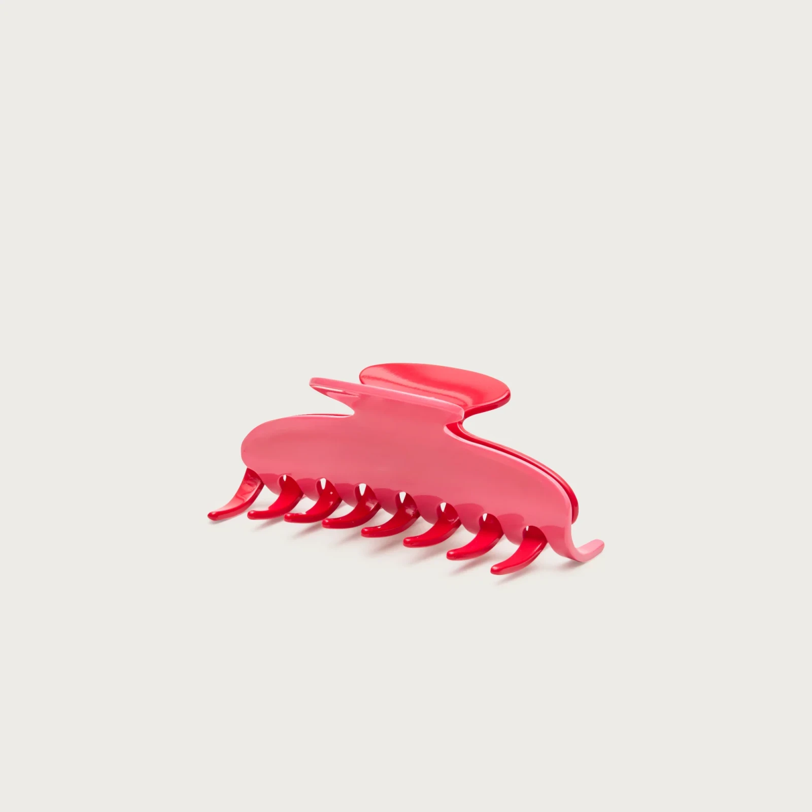 Two-tone claw hair clip