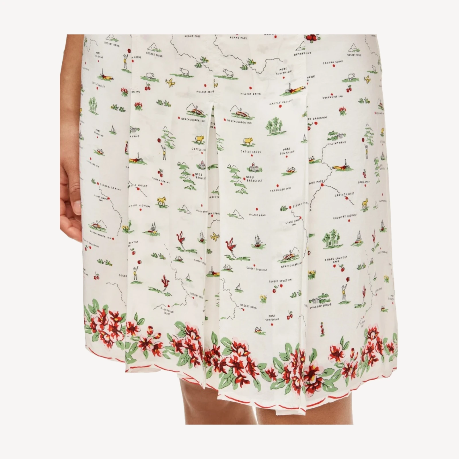 Pleated knee-length skirt in map print