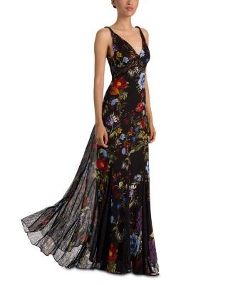 Alice and Olivia Nisa Cutaway Twist Strap Evening Gown