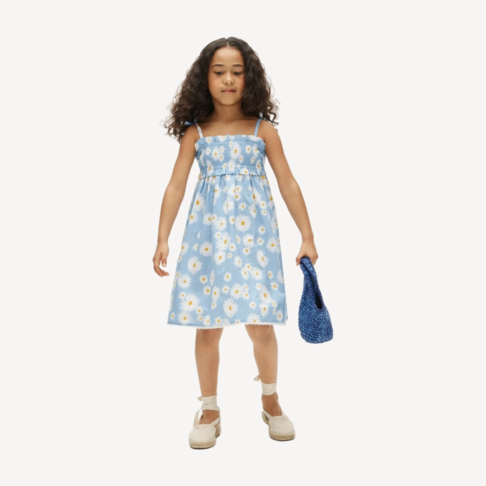 Girls' smocked tie-shoulder dress in vintage daisy print