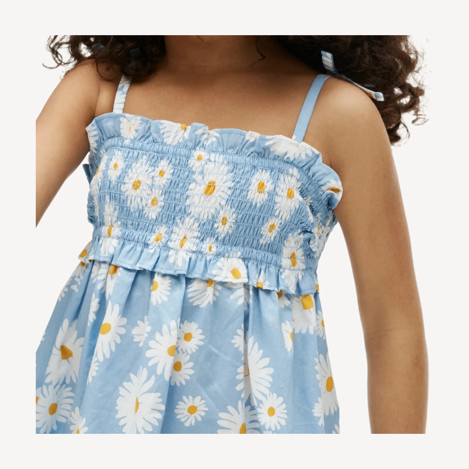 Girls' smocked tie-shoulder dress in vintage daisy print