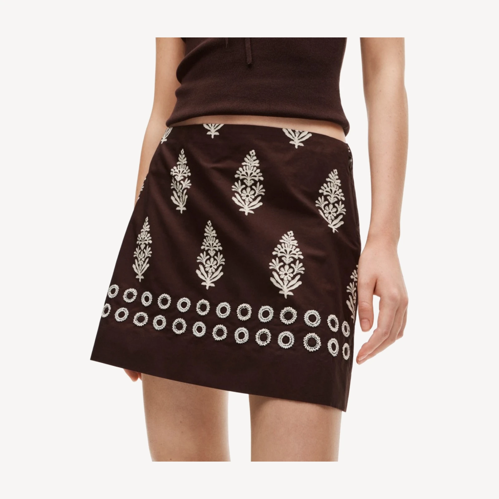 Fairfax mini skirt in beaded cocoa block print