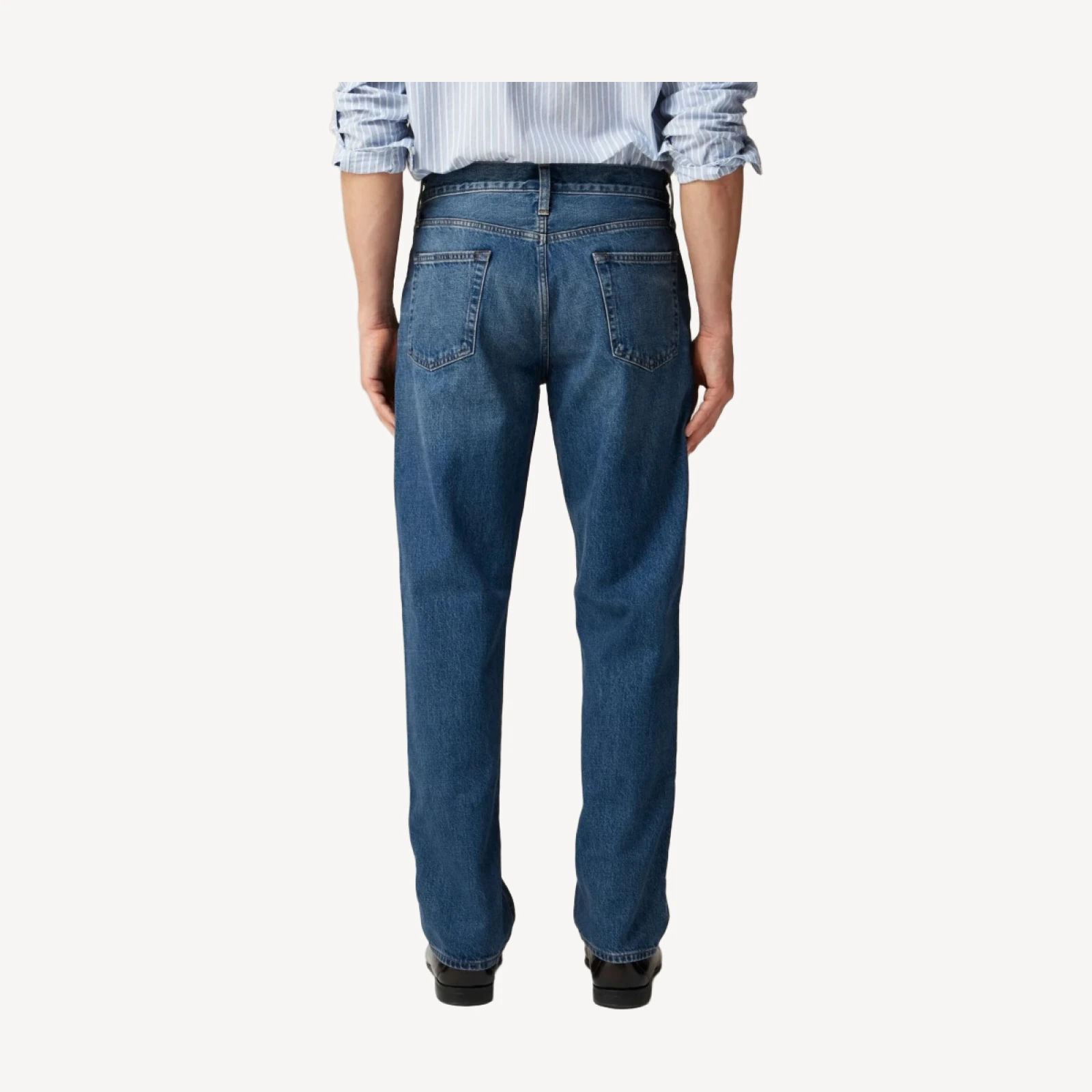 Classic jean in medium wash