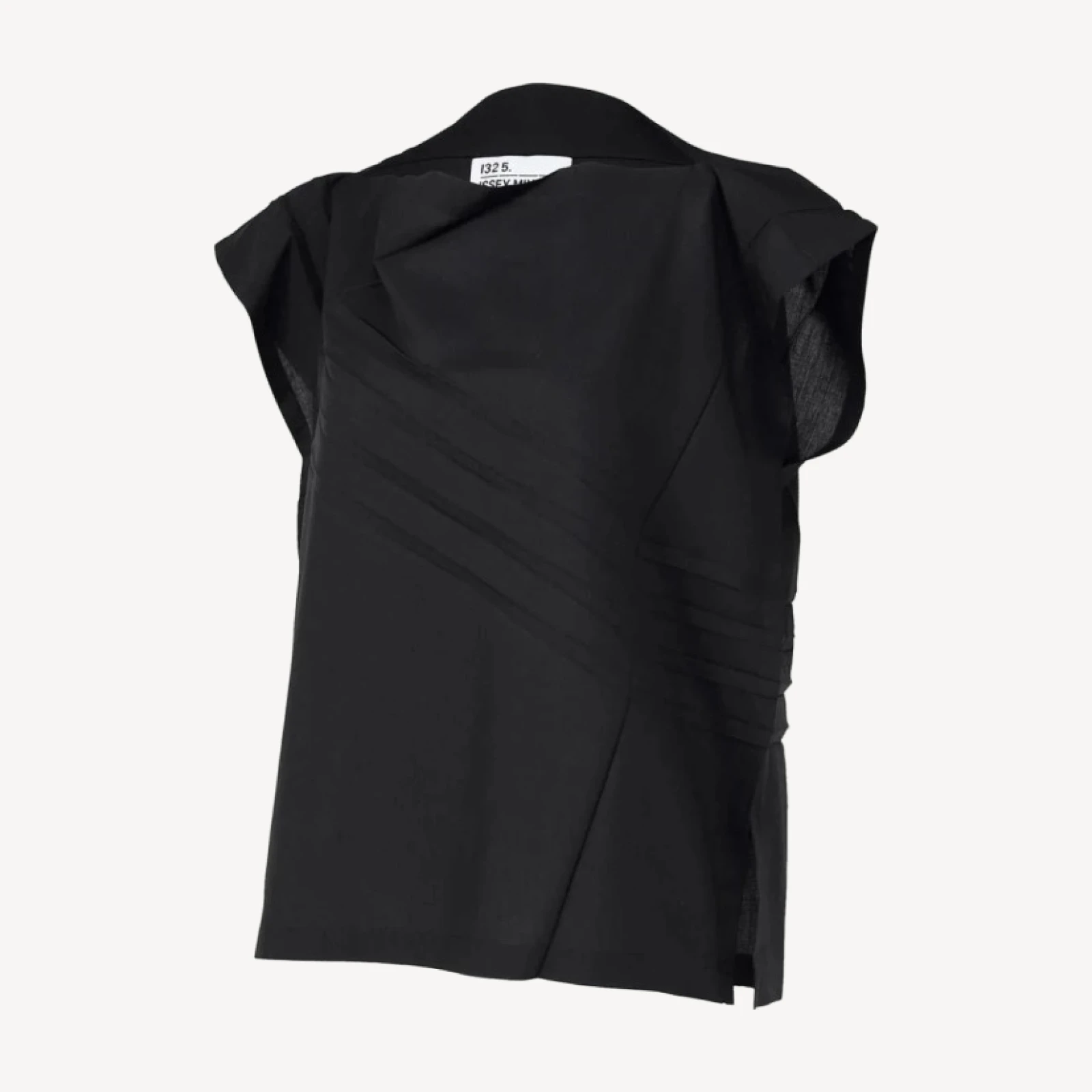 PLEATS T BASIC