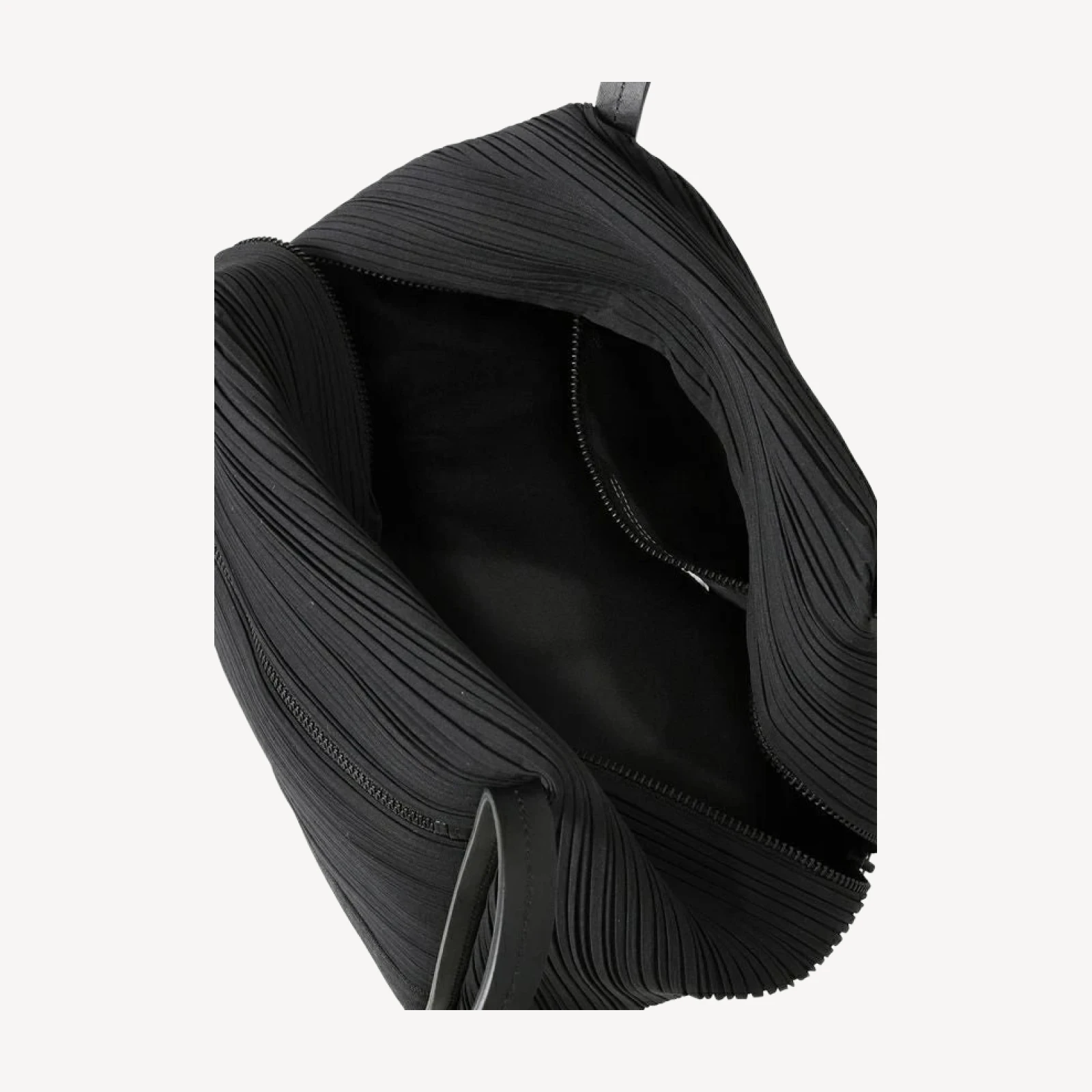 BIAS PLEATS BAG