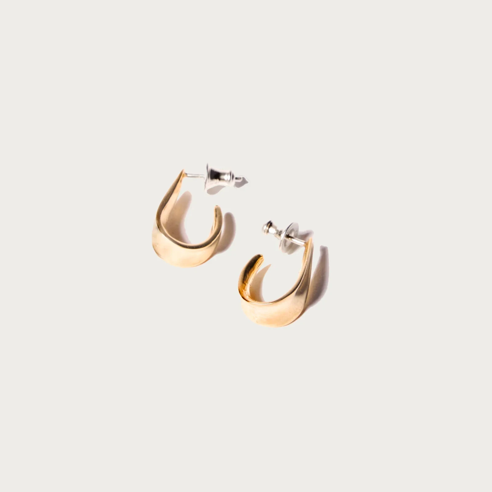 Odette New York® Ancre earrings