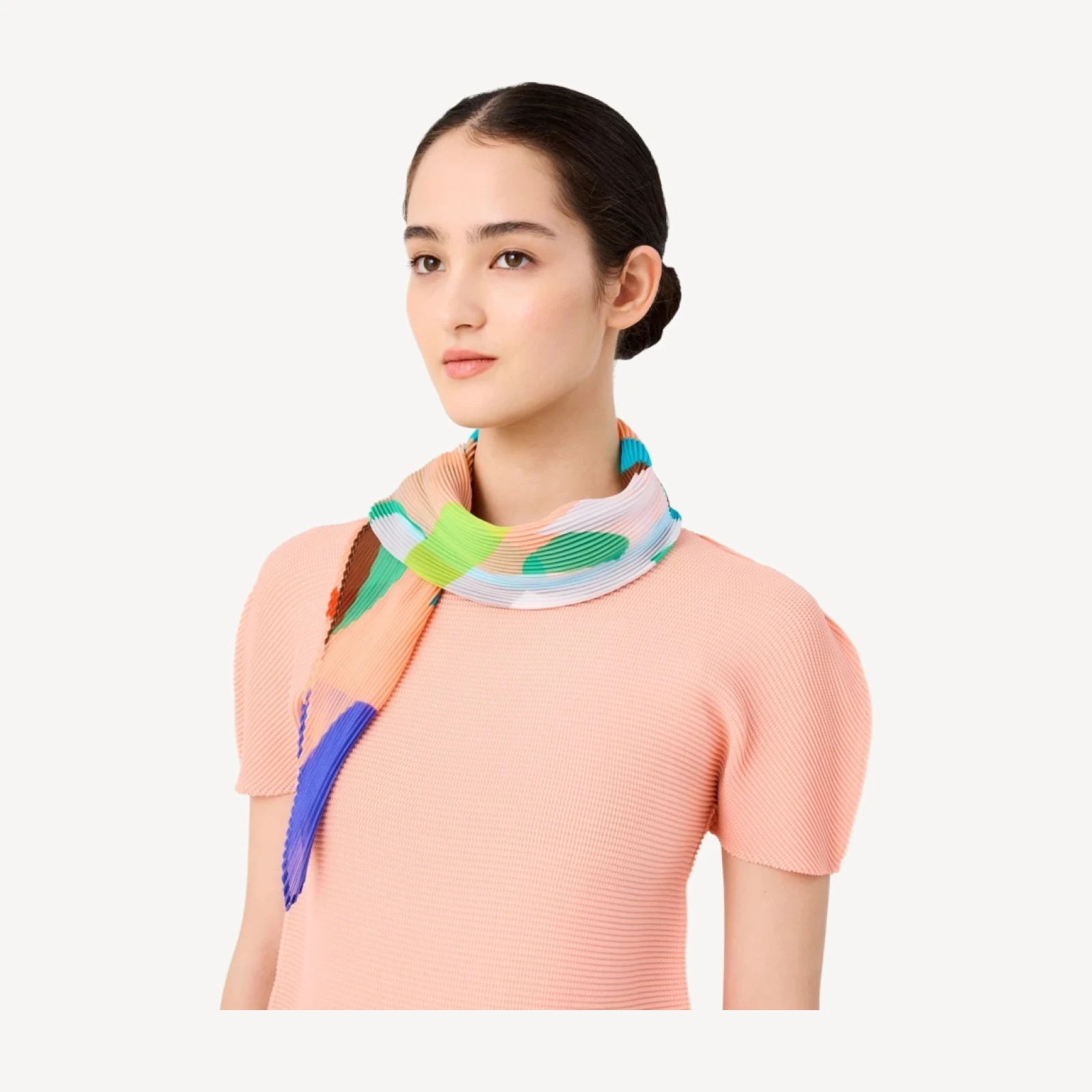 SURPRISE BOX PLEATS STOLE