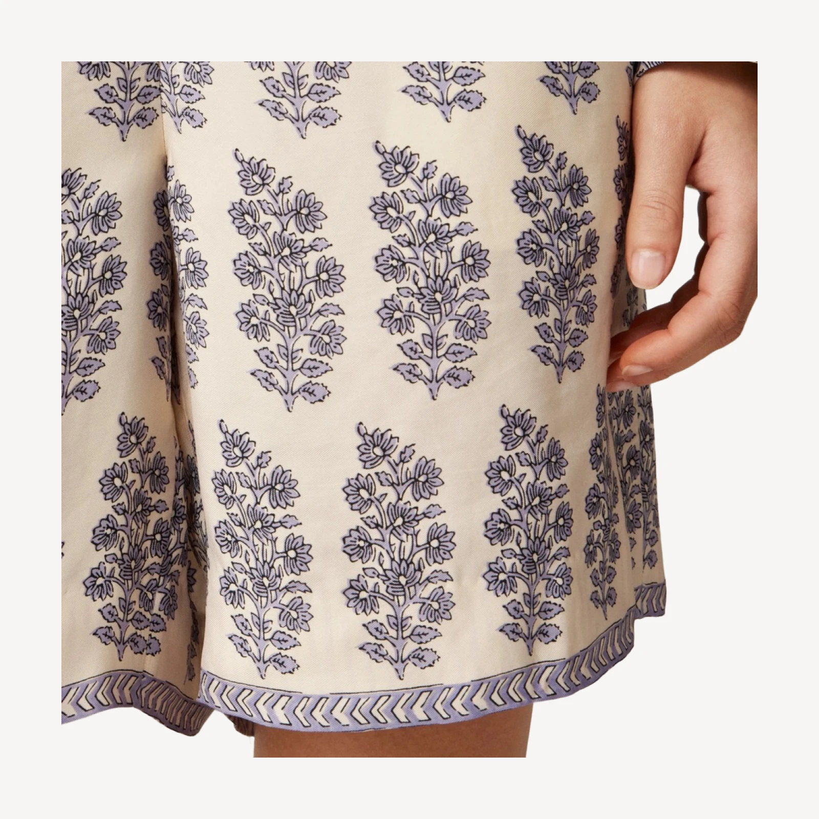 Stratus short in blooming lilac block print