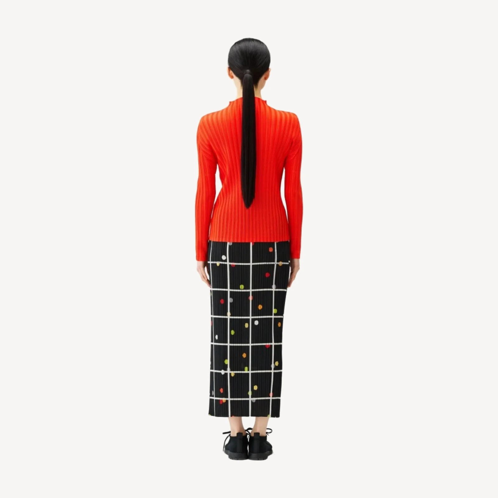 CROSSING DOTS