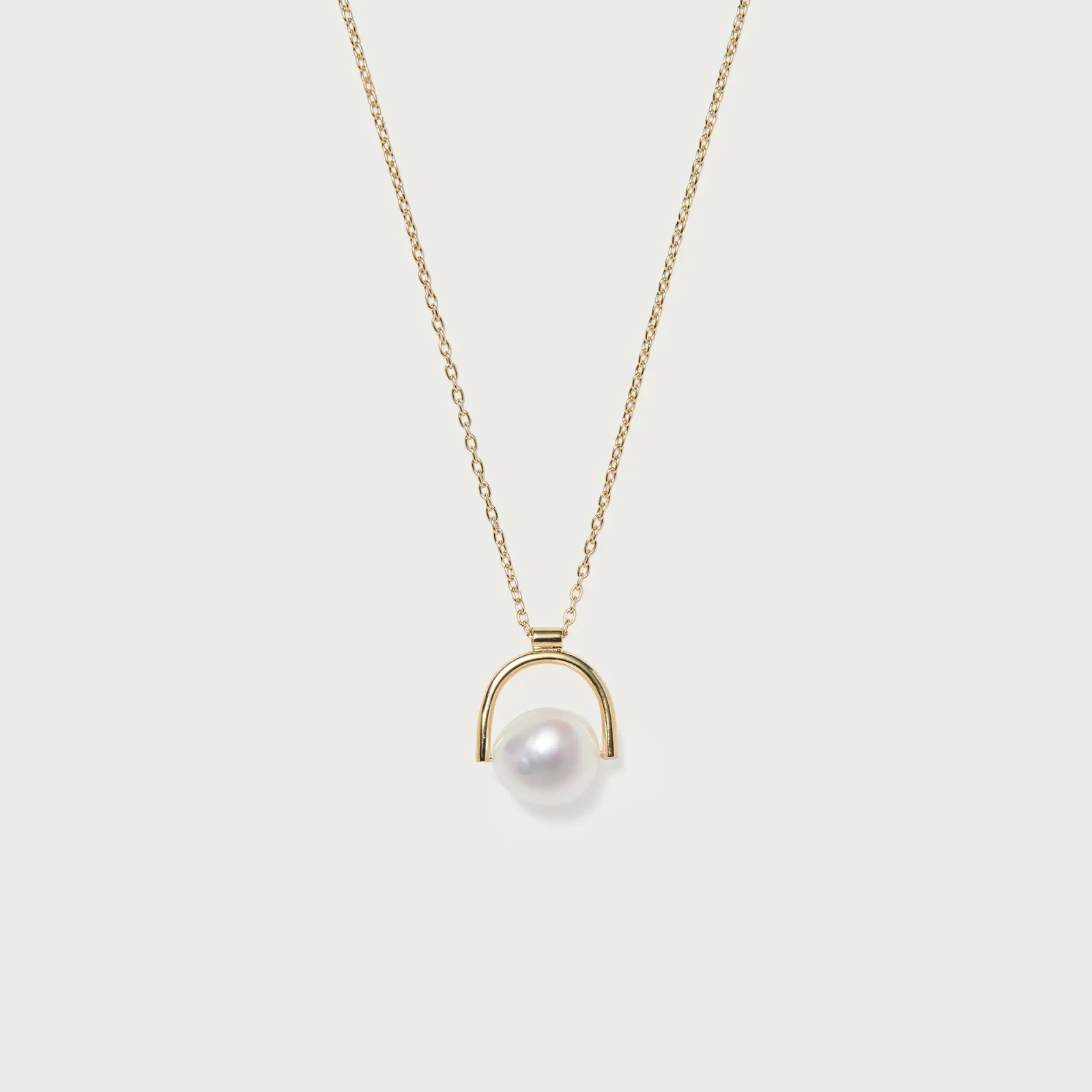 Lady Grey bail necklace