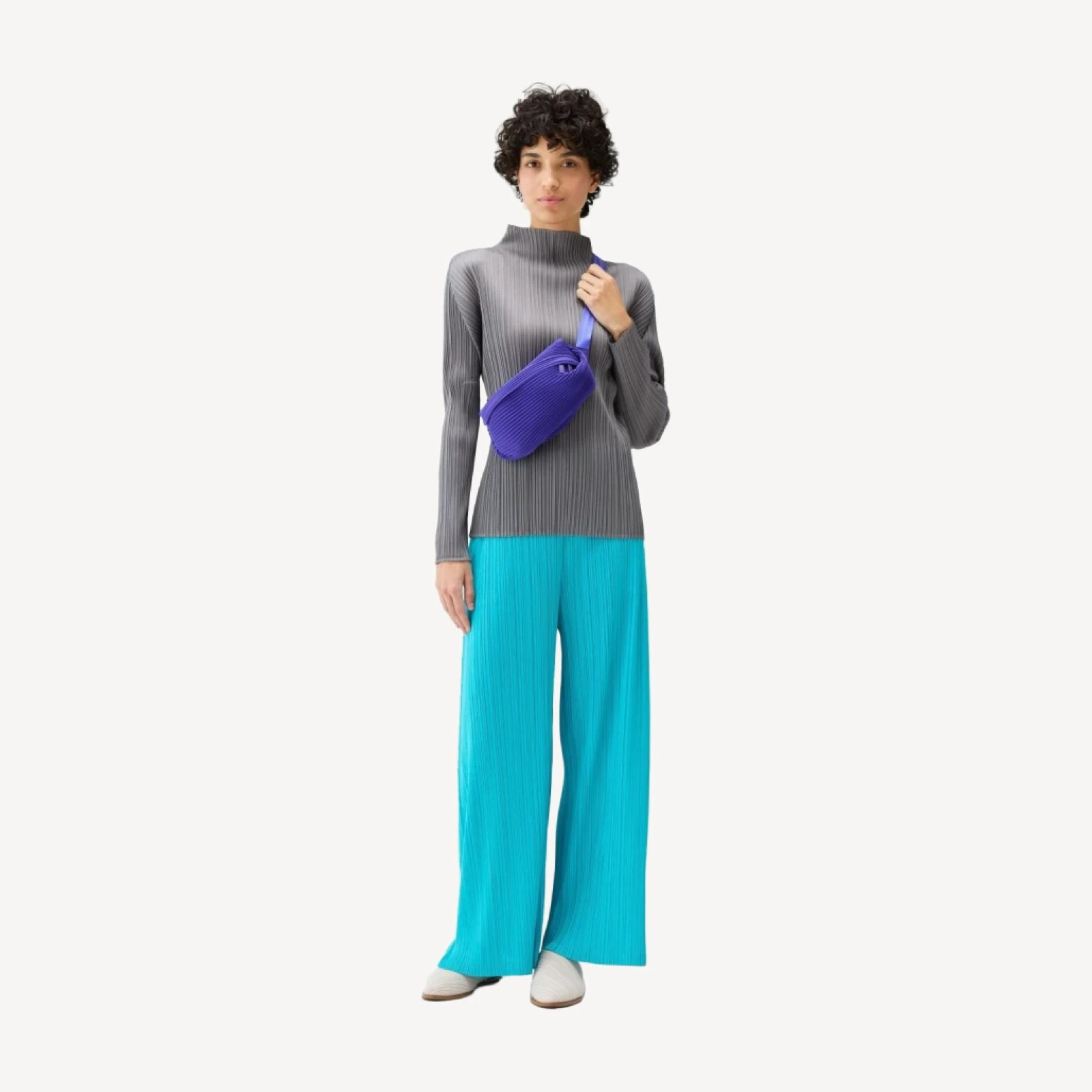 BIAS PLEATS WAIST BAG