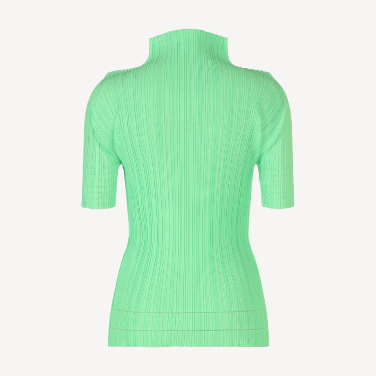 SOFT PLEATS