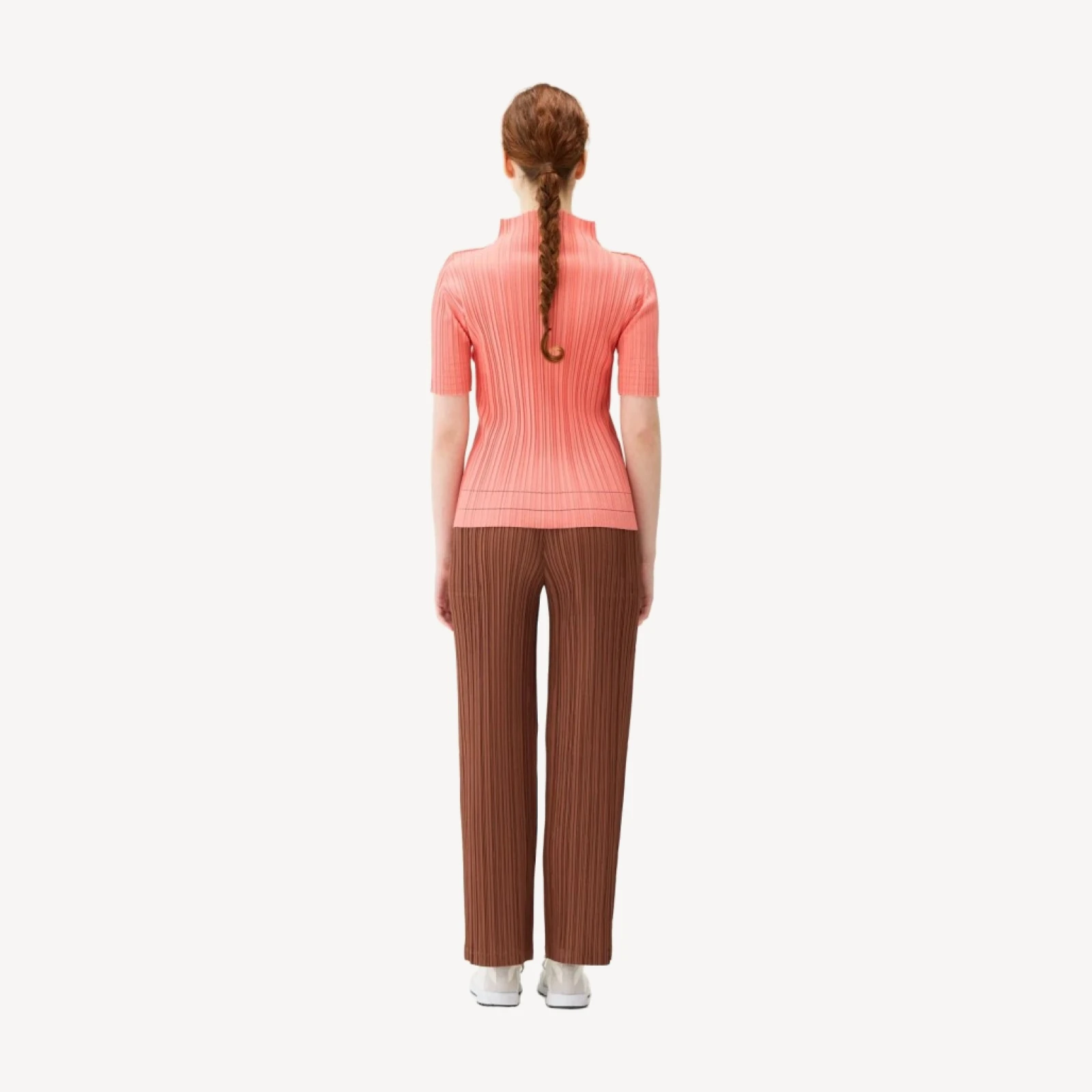 SOFT PLEATS