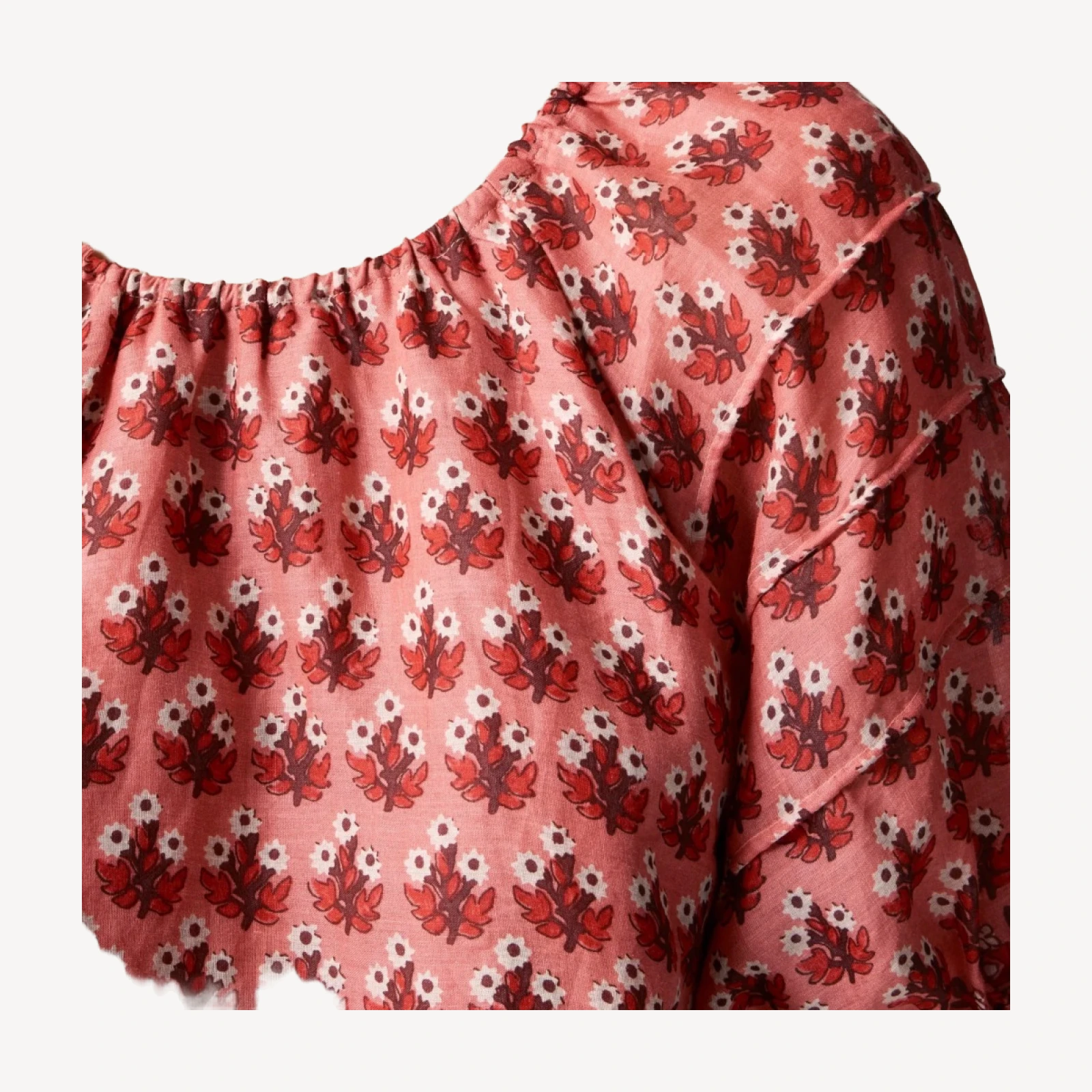 Puff-sleeve top in block-print ramie