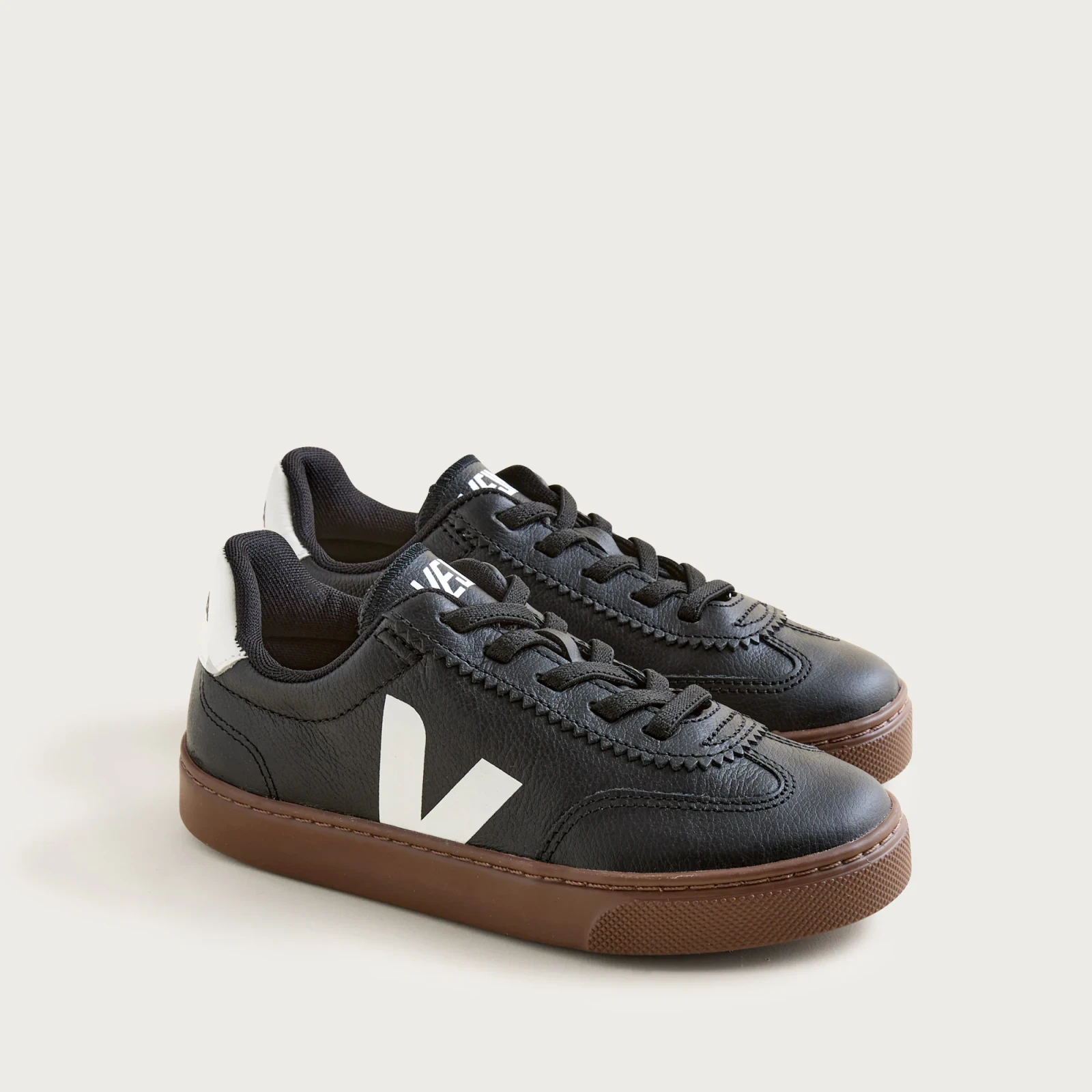 Kids' Veja™ volley leather sneakers