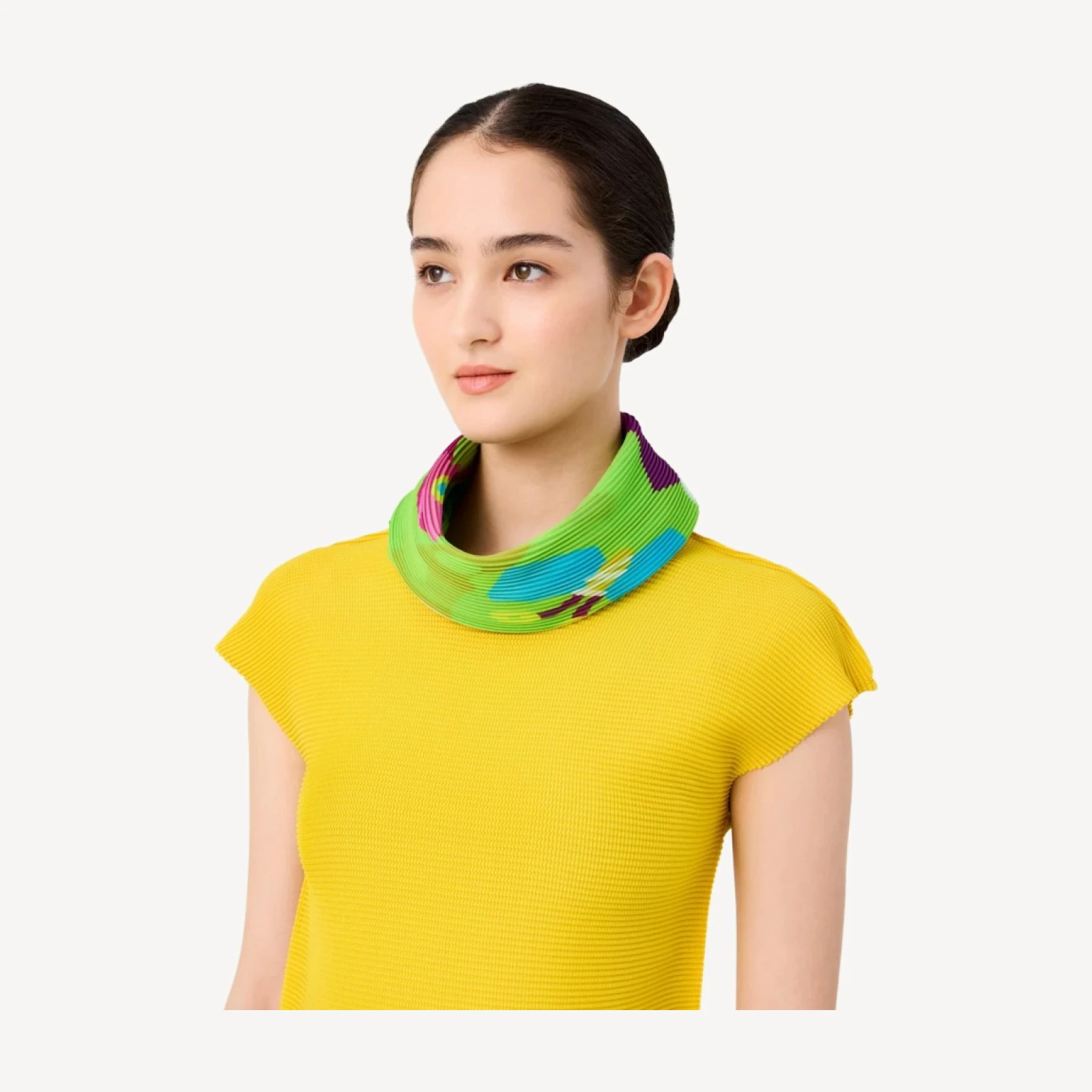 FLOWER DOME PLEATS STOLE