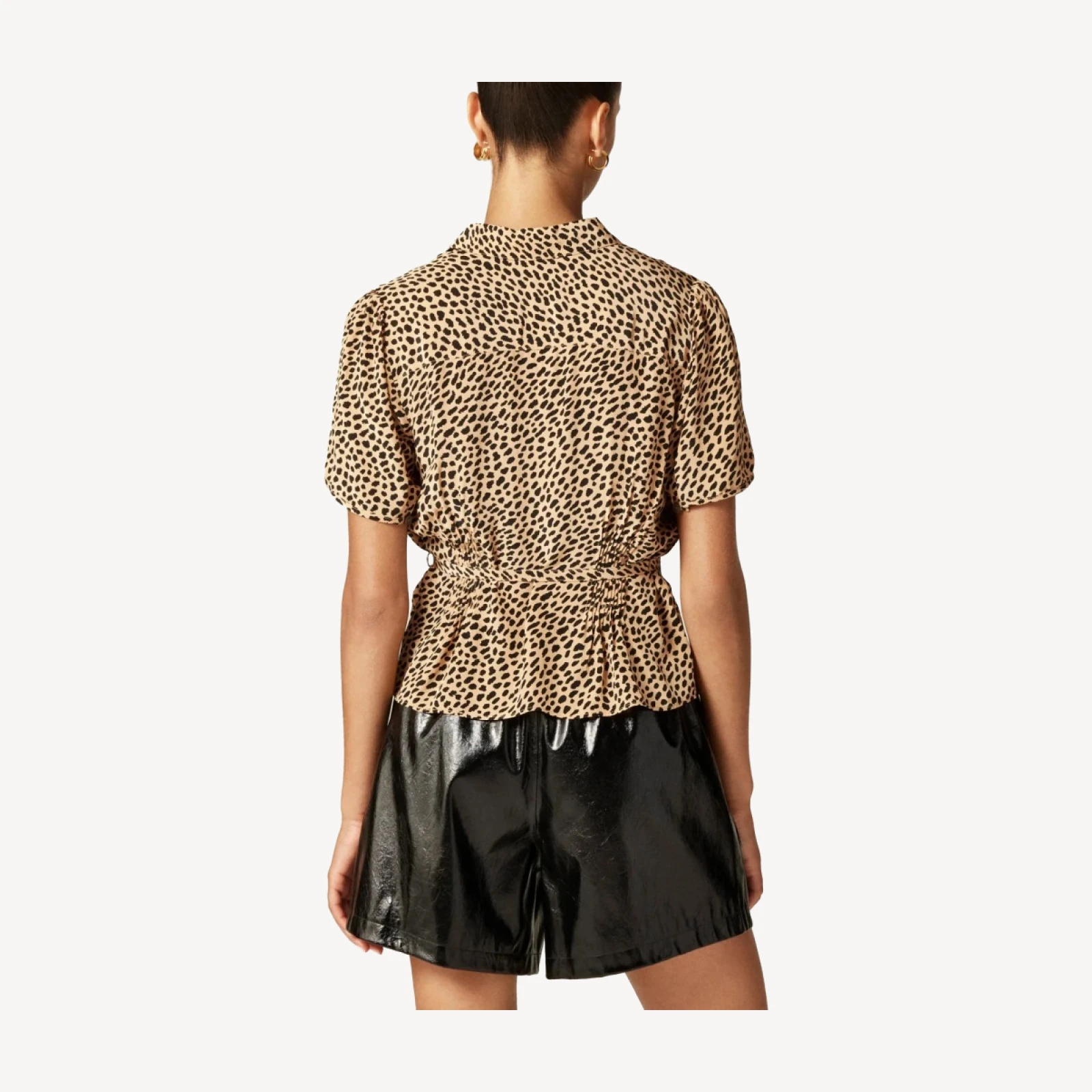 Button-up tie-waist shirt in leopard print