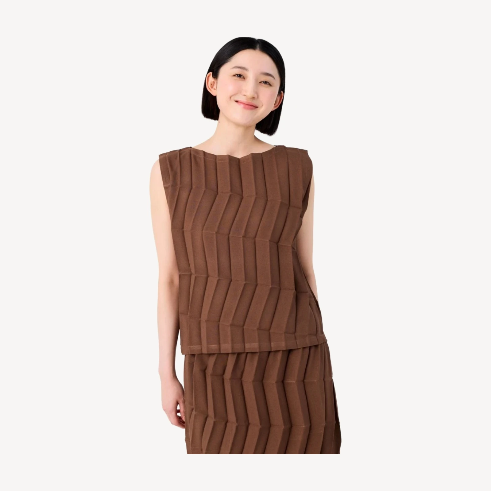 ZIG ZAG PLEATS