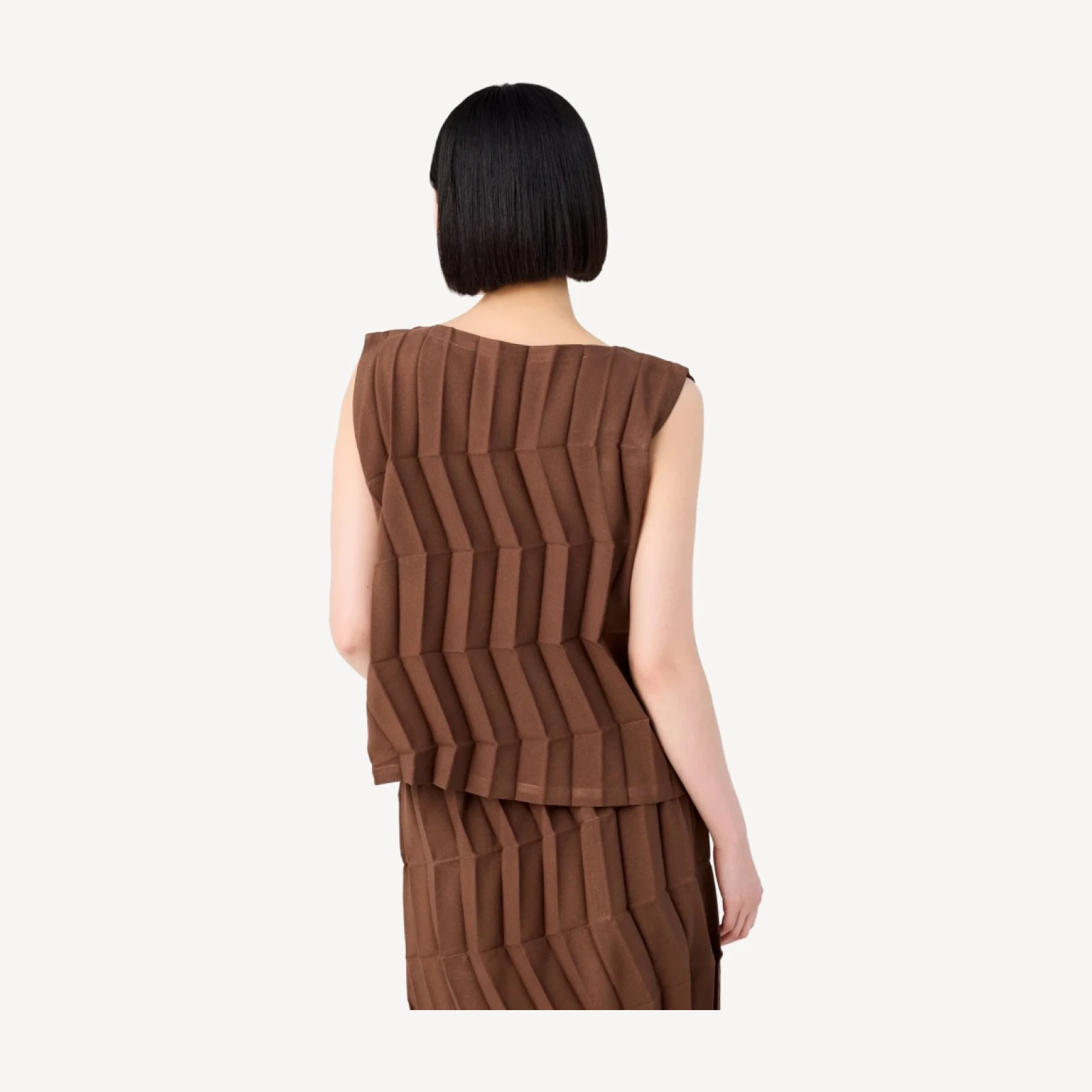 ZIG ZAG PLEATS
