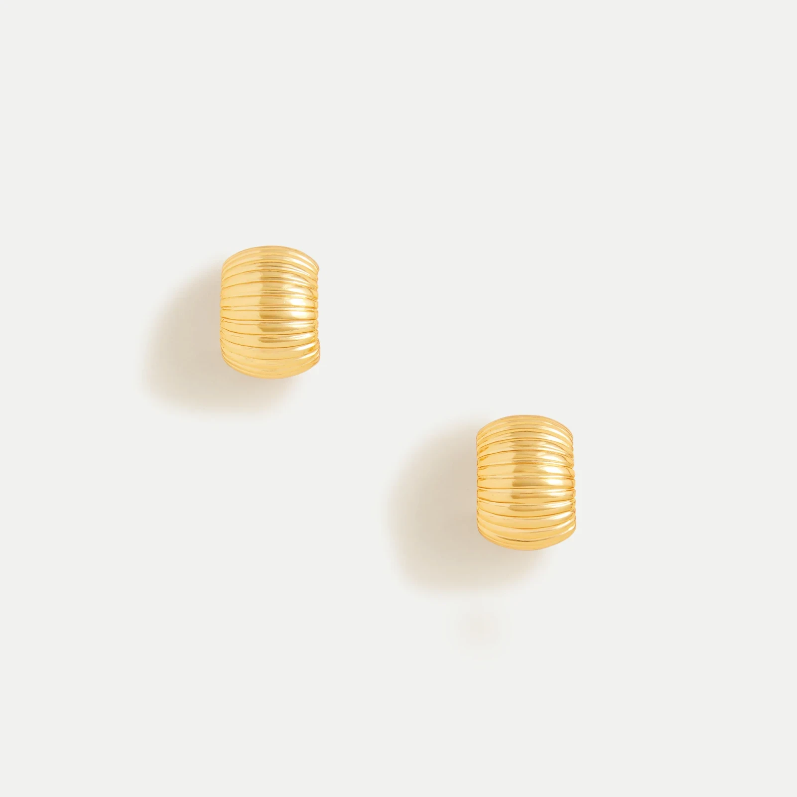 Textured huggie hoop earrings