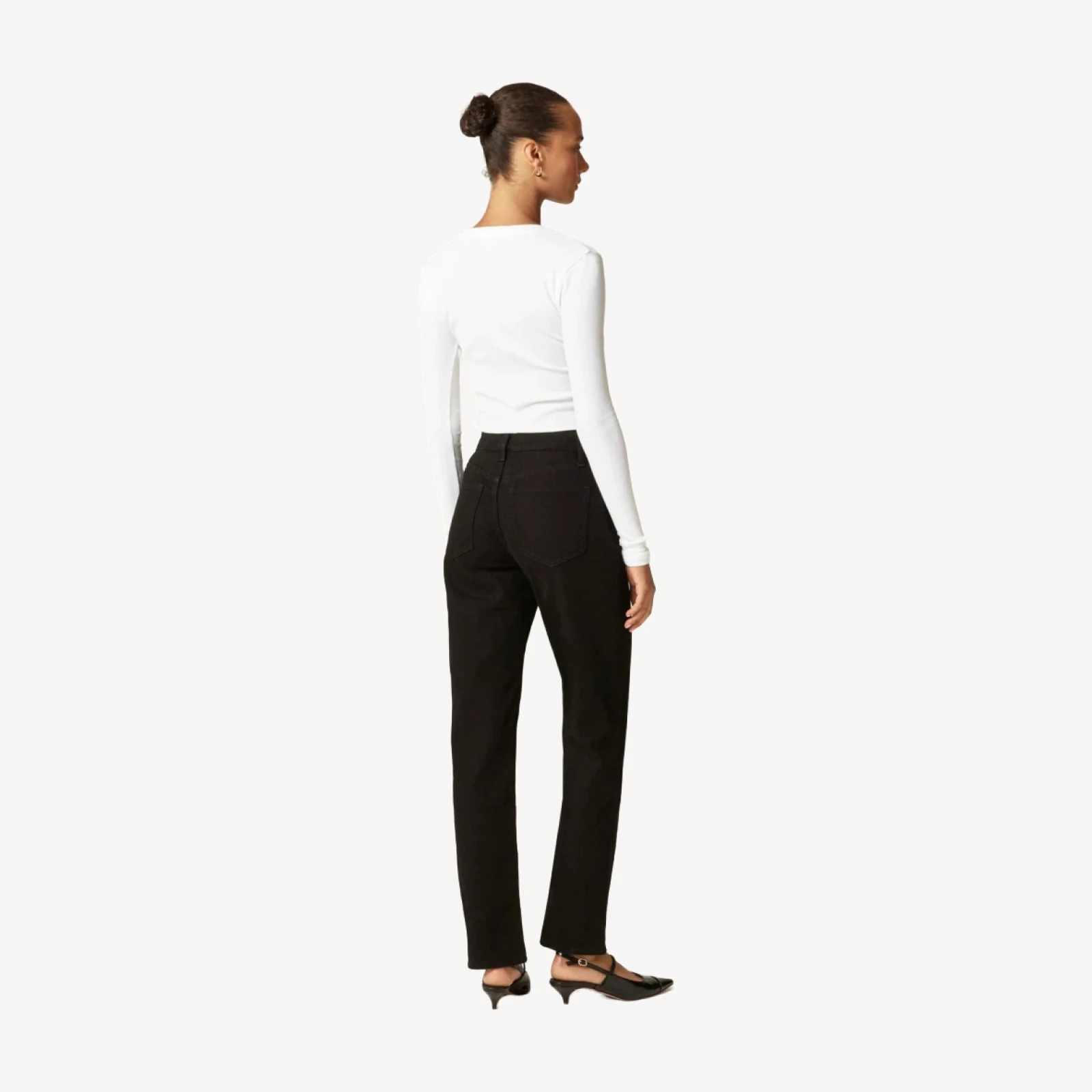 Petite nipped straight jean in stretch