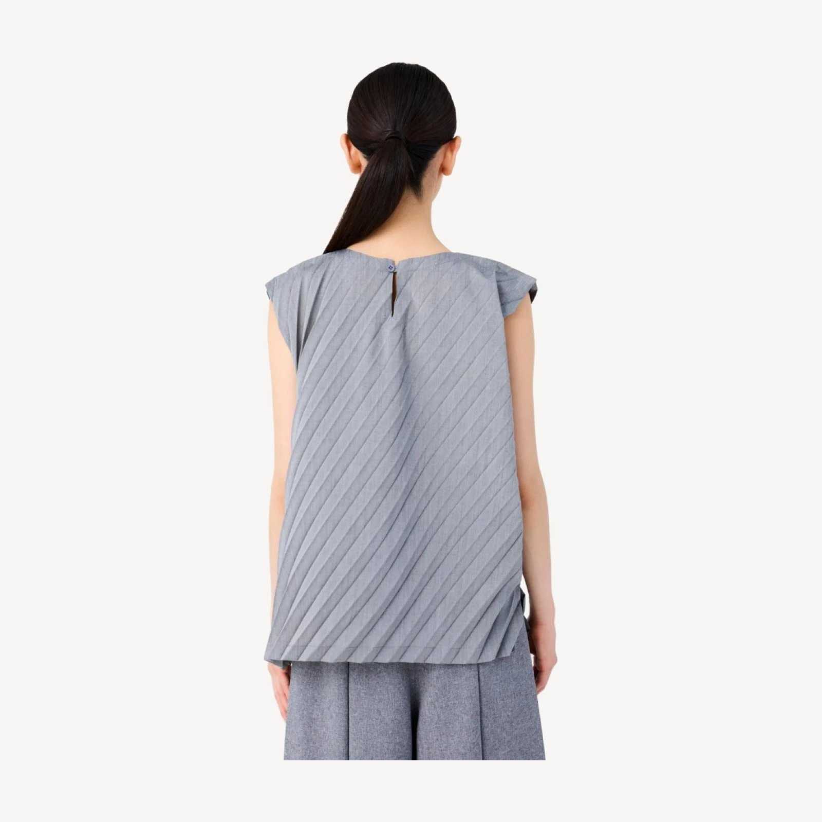 ANGLE PLEATS SHIRT