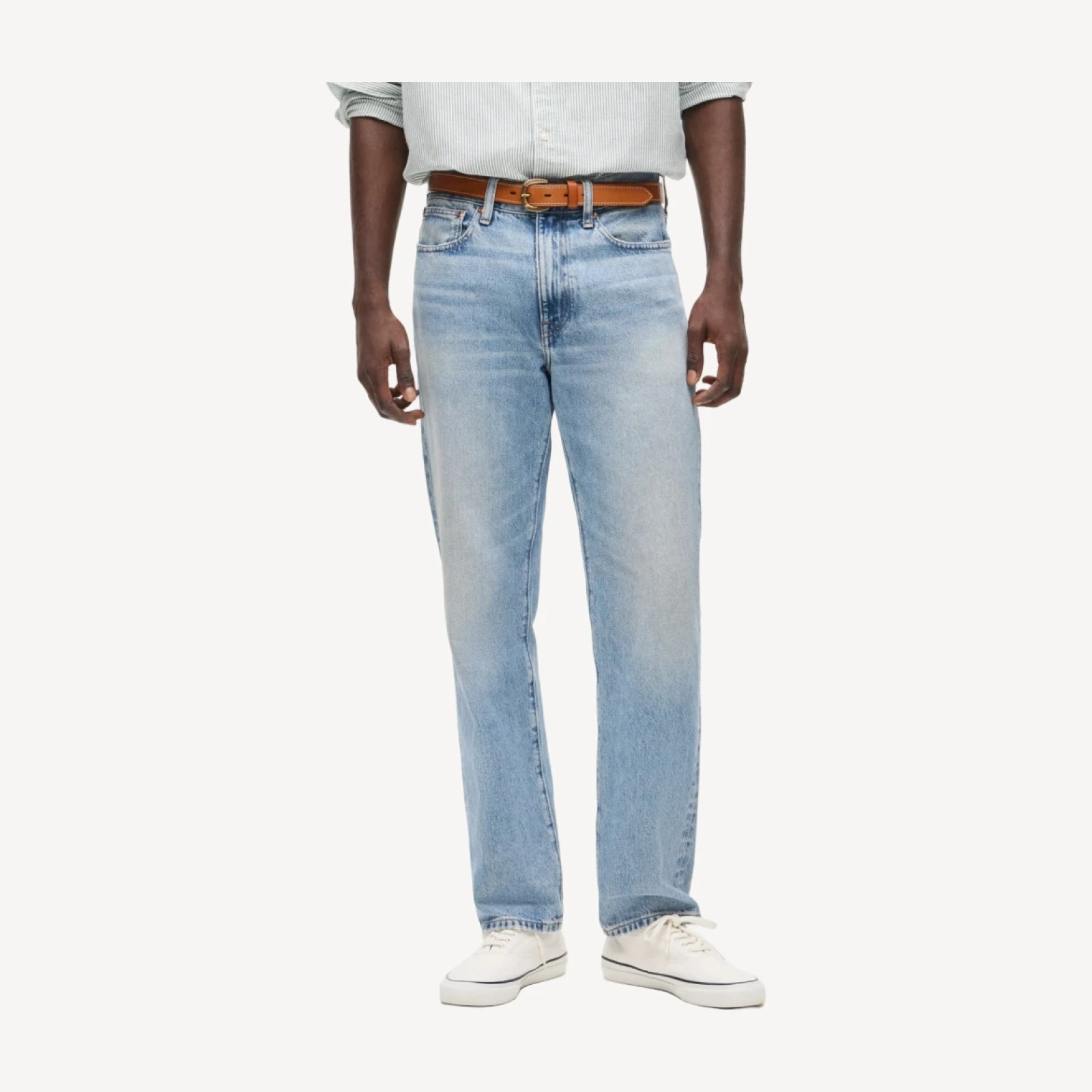 Classic Straight jean in light wash
