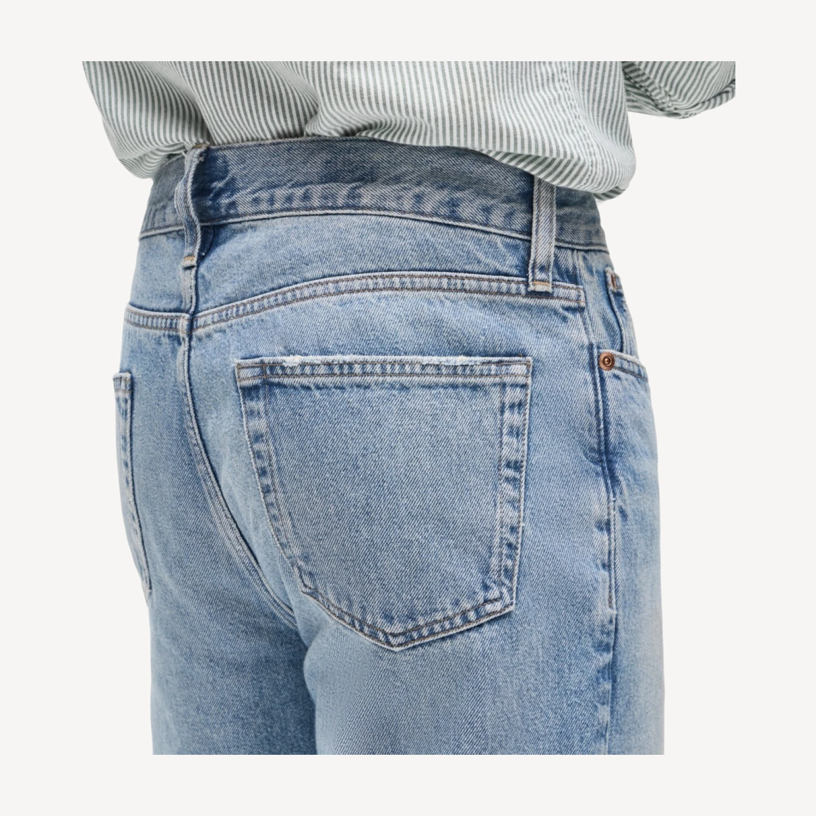 Classic Straight jean in light wash