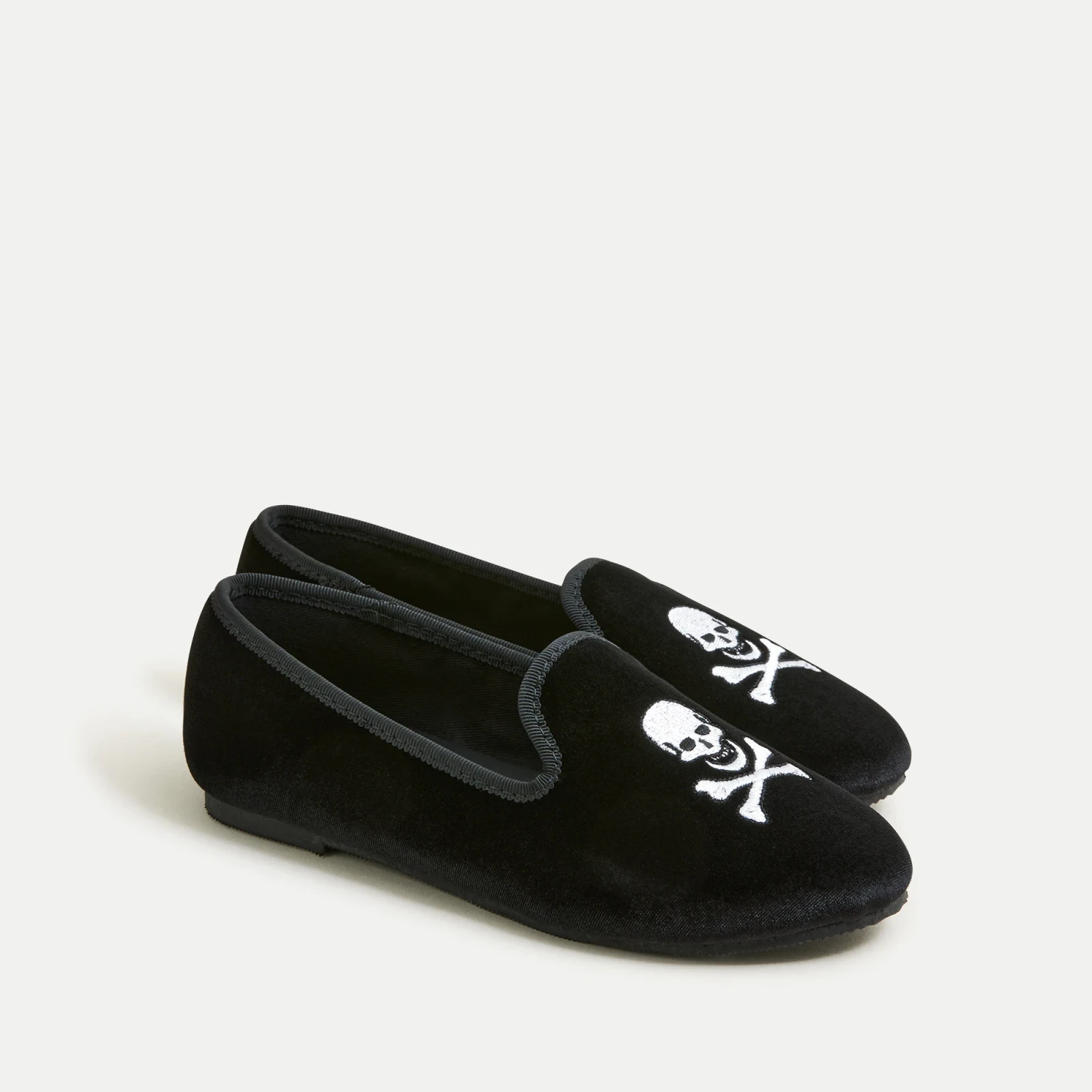 Kids' embroidered-skull velvet slip-on shoes
