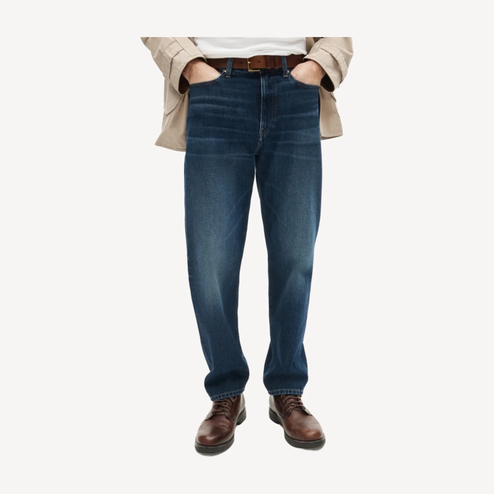Classic Straight jean in vintage dark wash denim